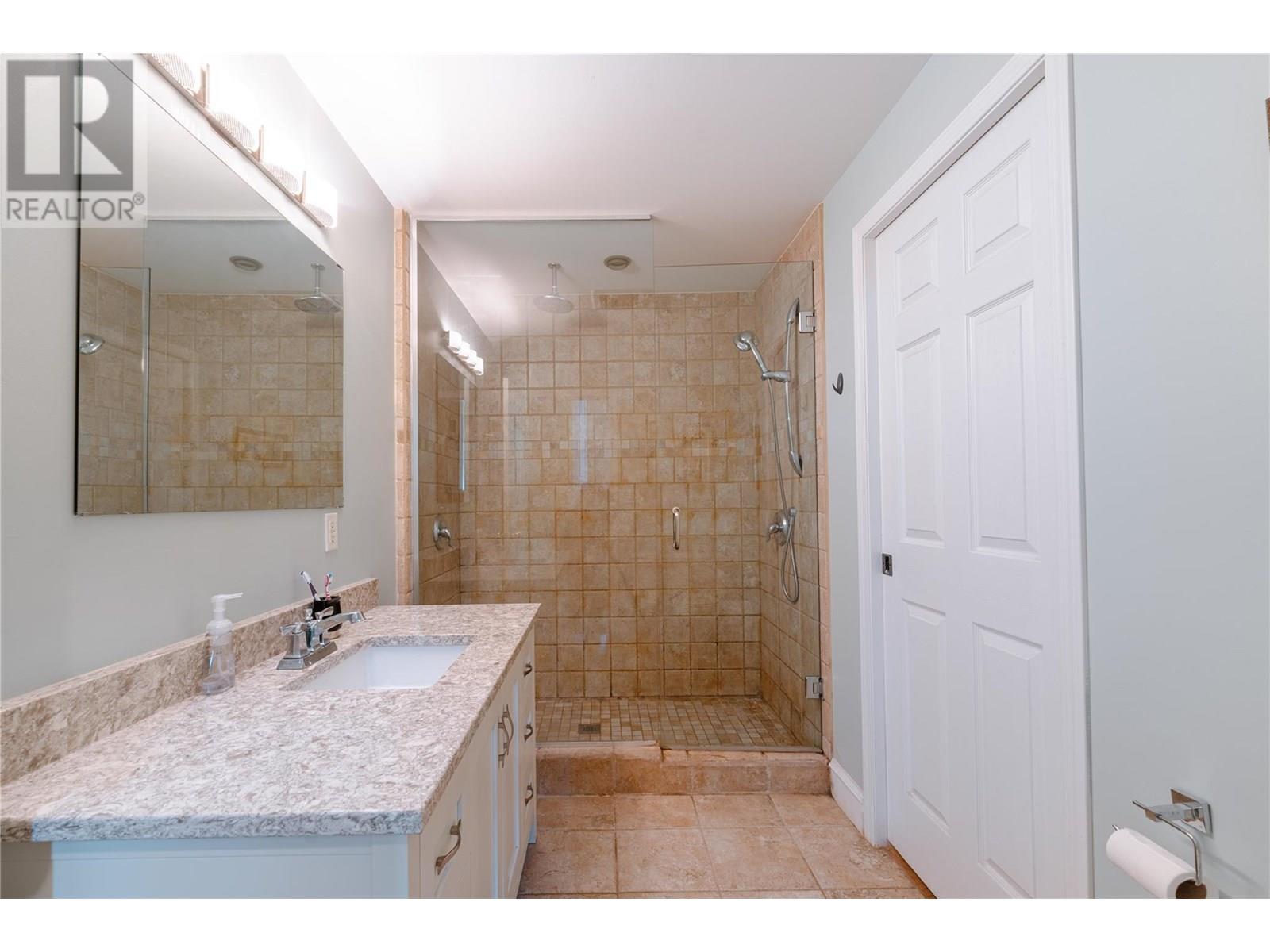 109 Colbeck Road, Revelstoke