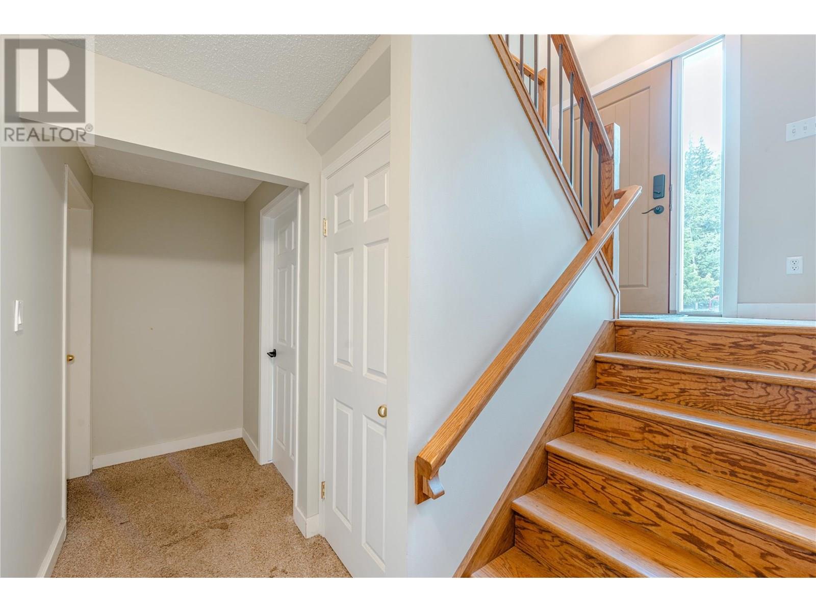 109 Colbeck Road, Revelstoke