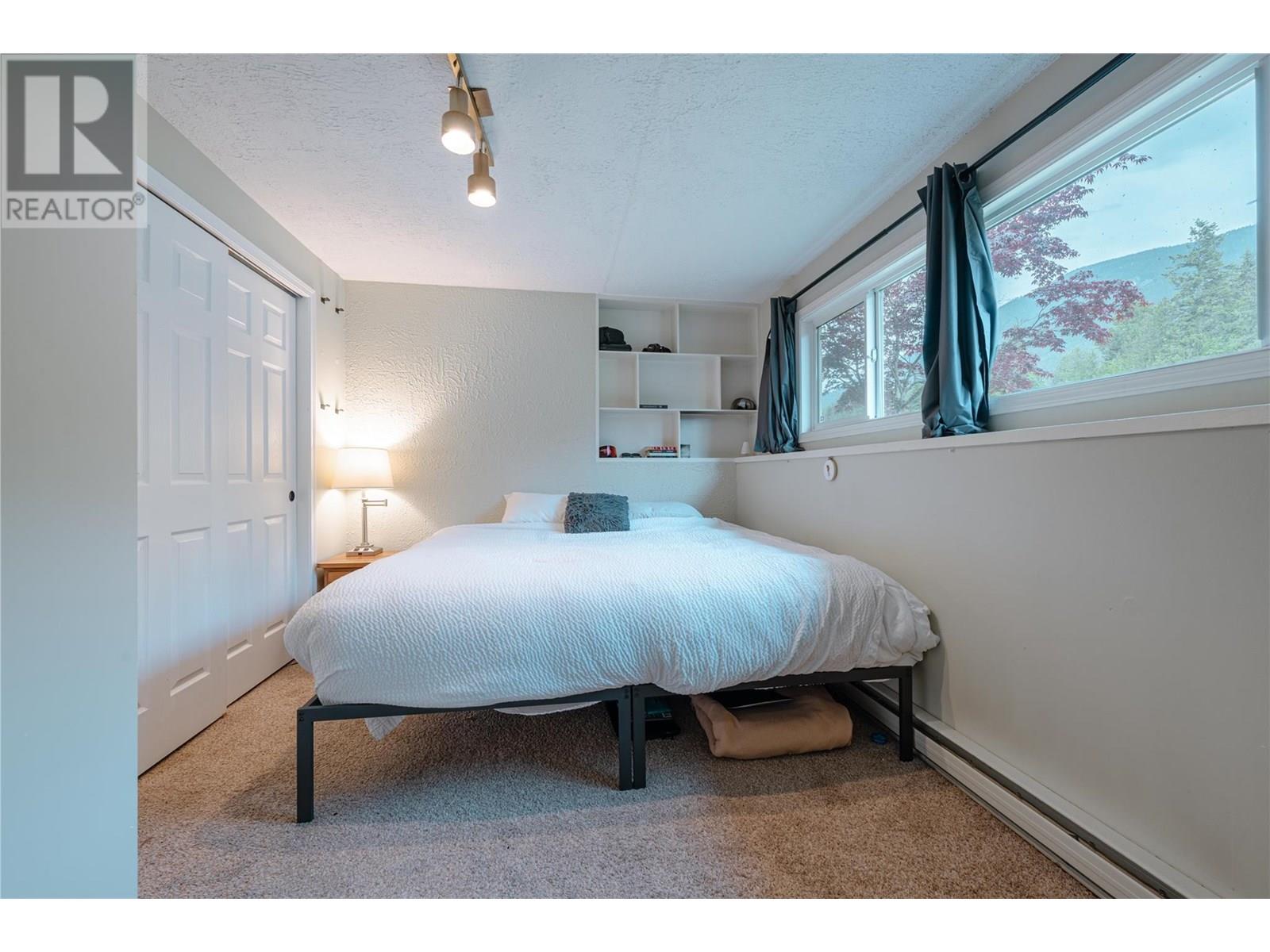 109 Colbeck Road, Revelstoke