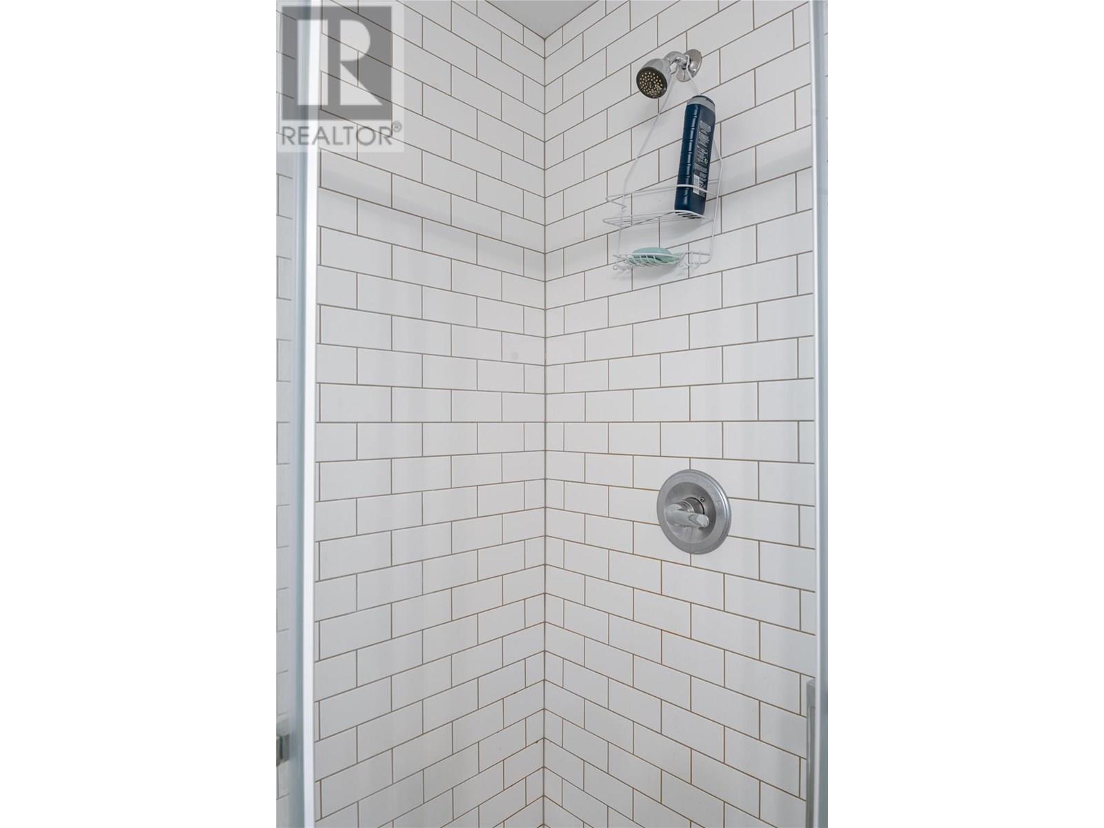 1822 A&B Maley Road, Revelstoke