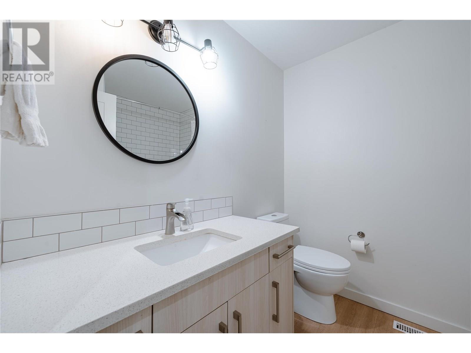 1822 A&B Maley Road, Revelstoke