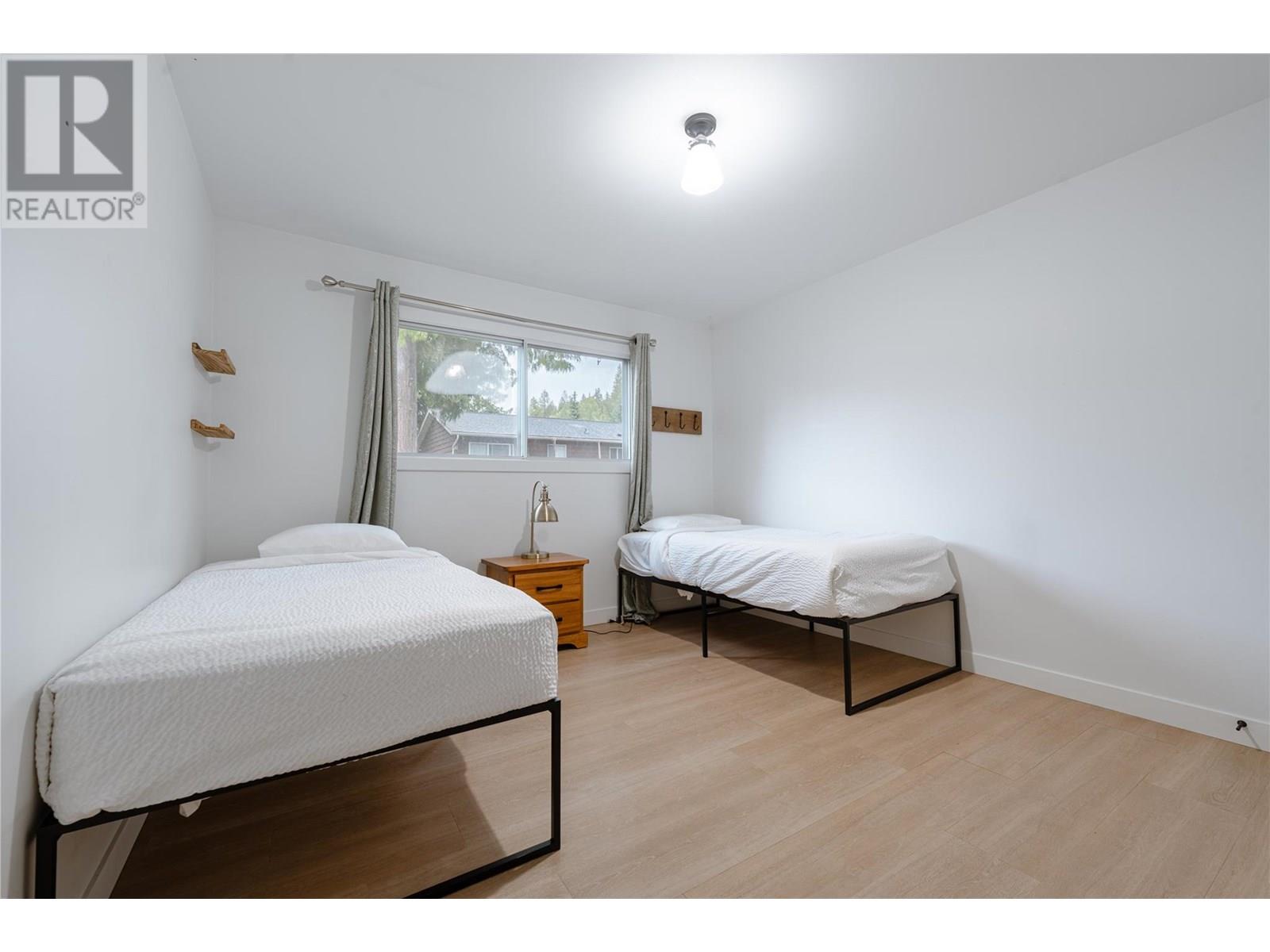 1822 A&B Maley Road, Revelstoke