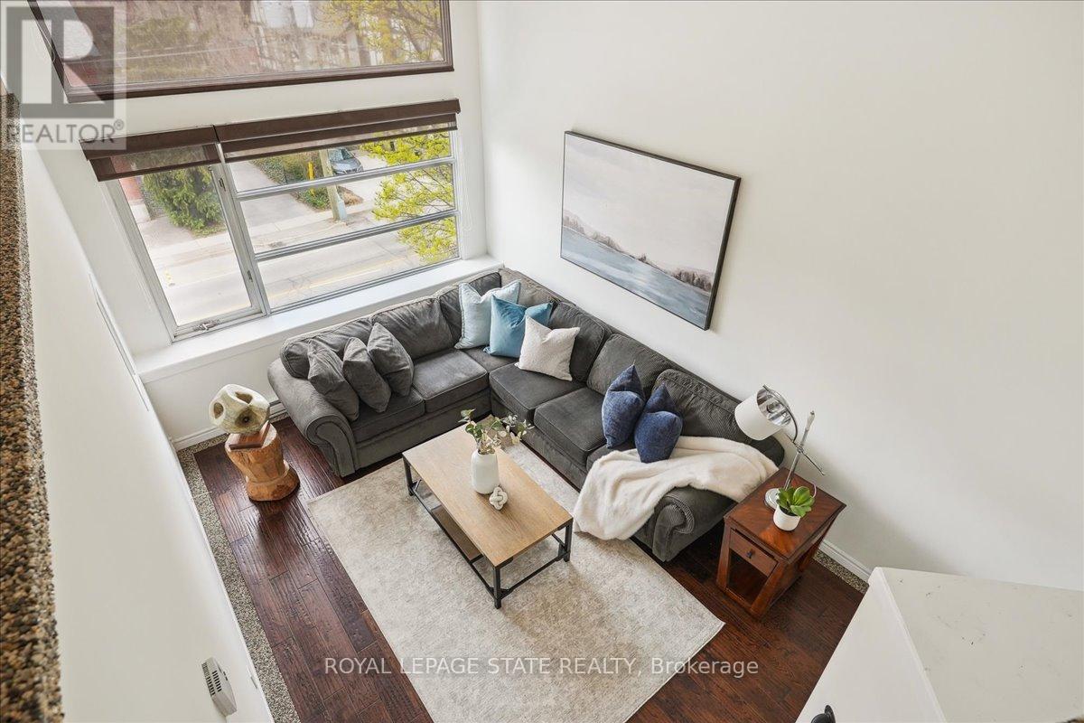 Photo 10 of 313 50 Main Street, Hamilton ON