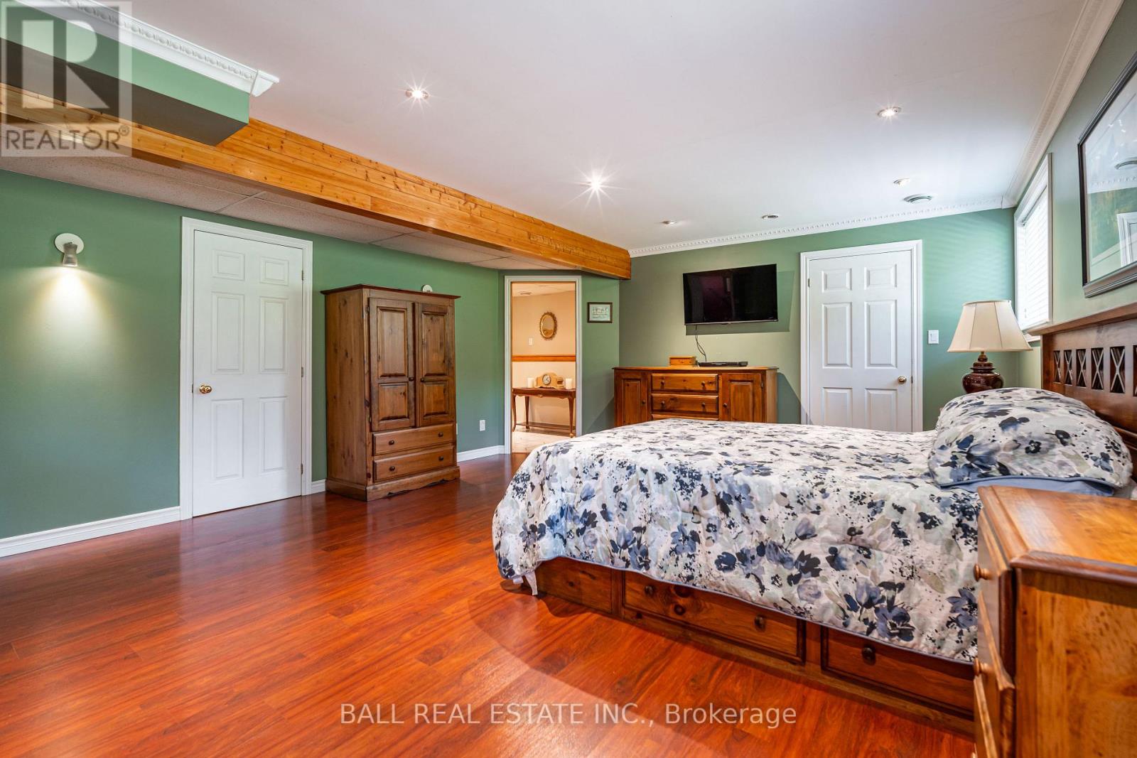 Photo 24 of 48 Blackwater Road, Brock ON