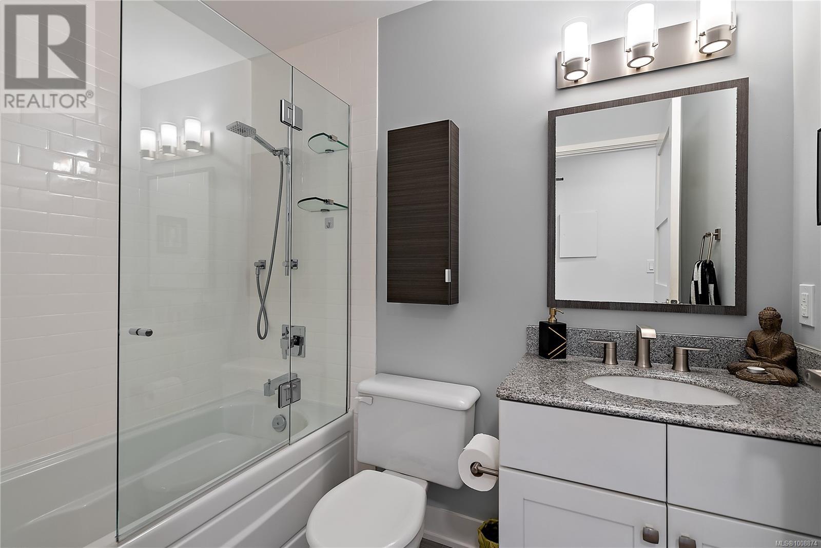 Photo 5 of 411 2529 Wark St, Victoria BC