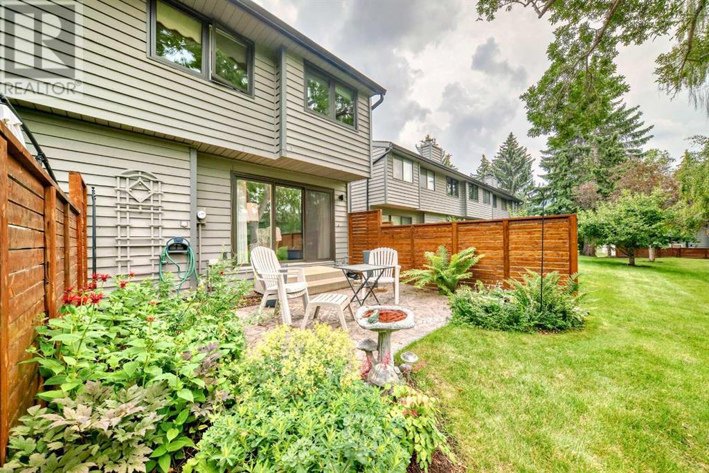 Single Family House 4 Level for Sale in  Point Drive NW Point McKay Calgary 