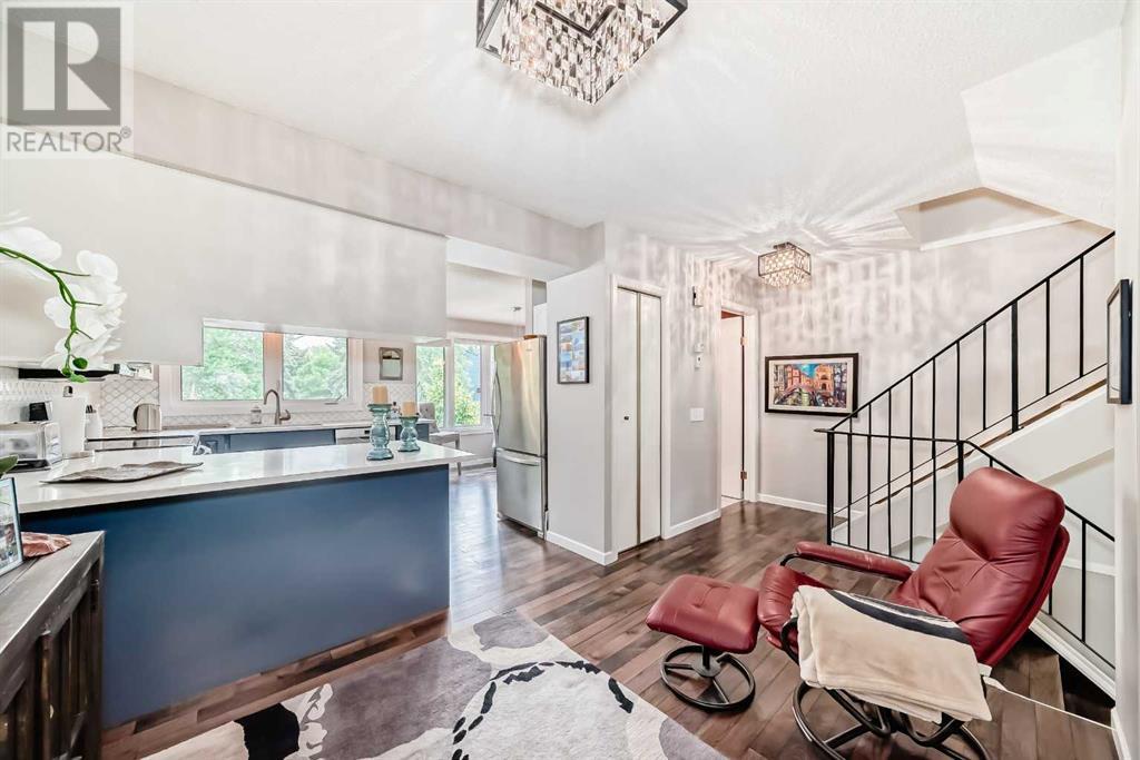 Single Family House 4 Level for Sale in  Point Drive NW Point McKay Calgary 