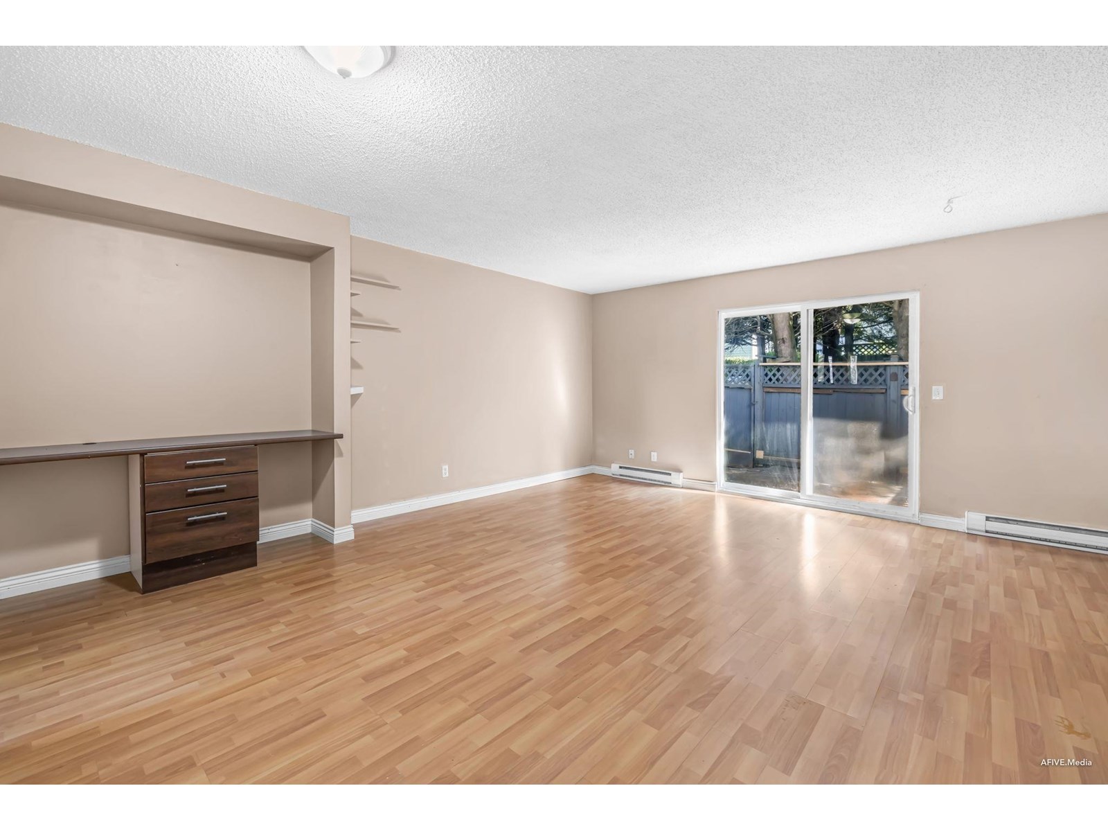 Photo 8 of 148 13758 67 Avenue, Surrey BC