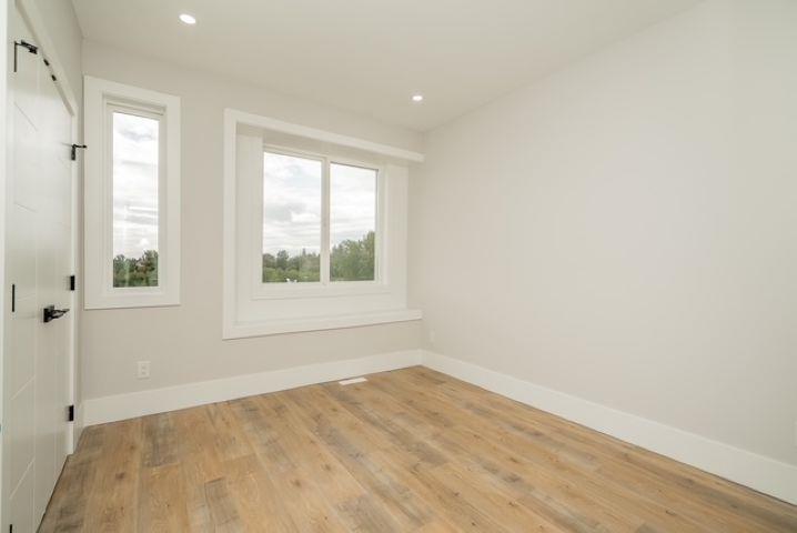 Photo 19 of 16717 15 A Avenue, Surrey BC