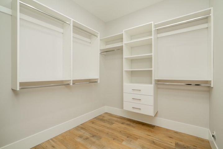 Photo 11 of 16717 15 A Avenue, Surrey BC