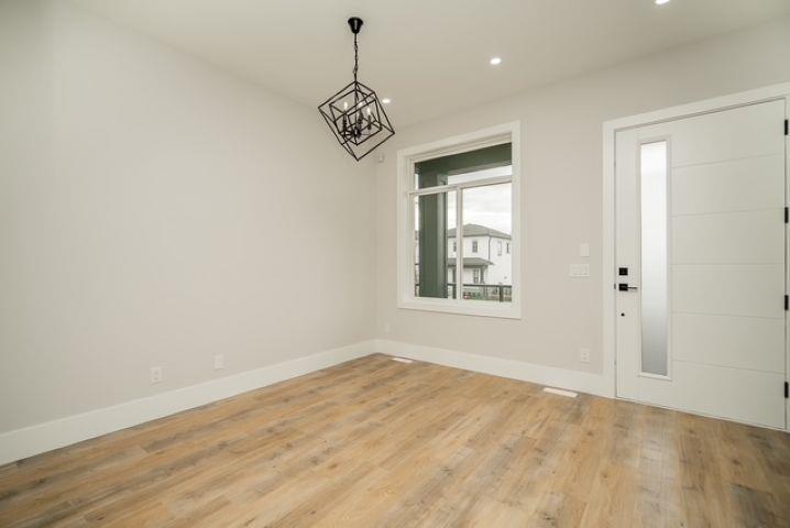 Photo 31 of 16717 15 A Avenue, Surrey BC