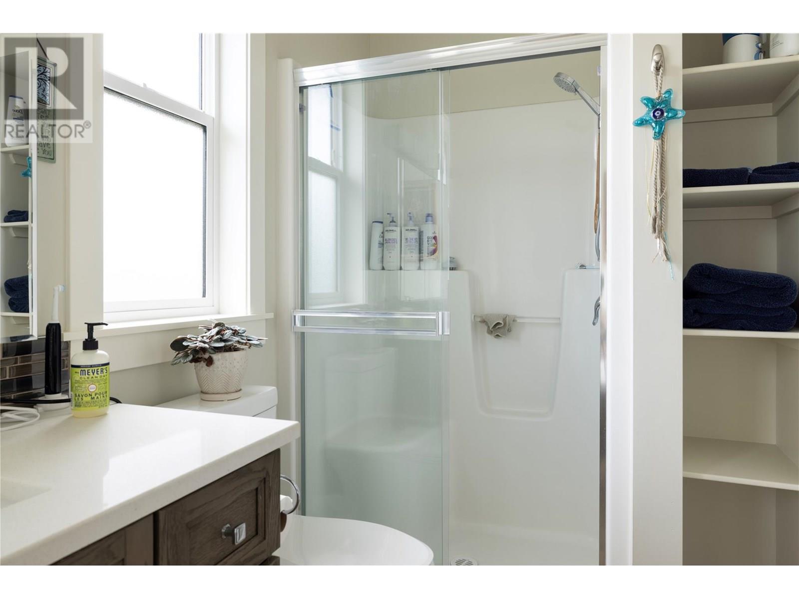 Photo 11 of 3535 Wood Avenue Unit 6, Armstrong BC