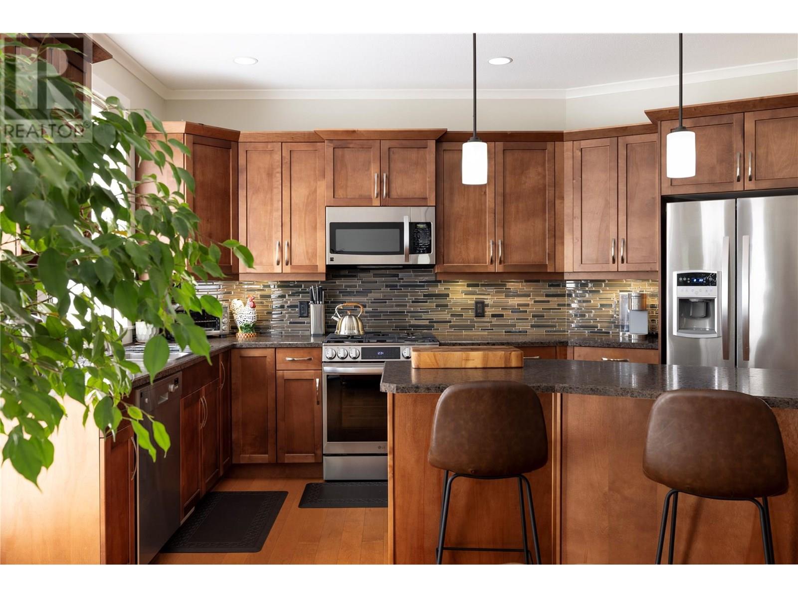Photo 42 of 3535 Wood Avenue Unit 6, Armstrong BC