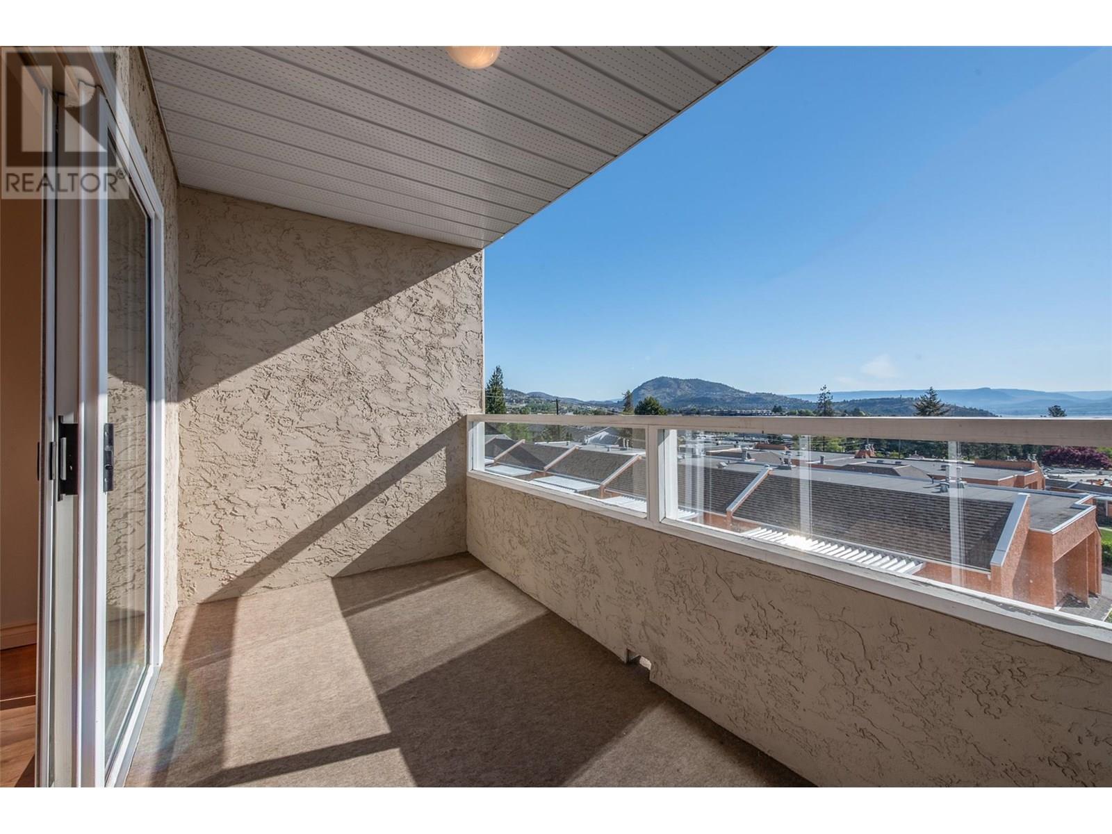 205 3815 Brown Road, West Kelowna