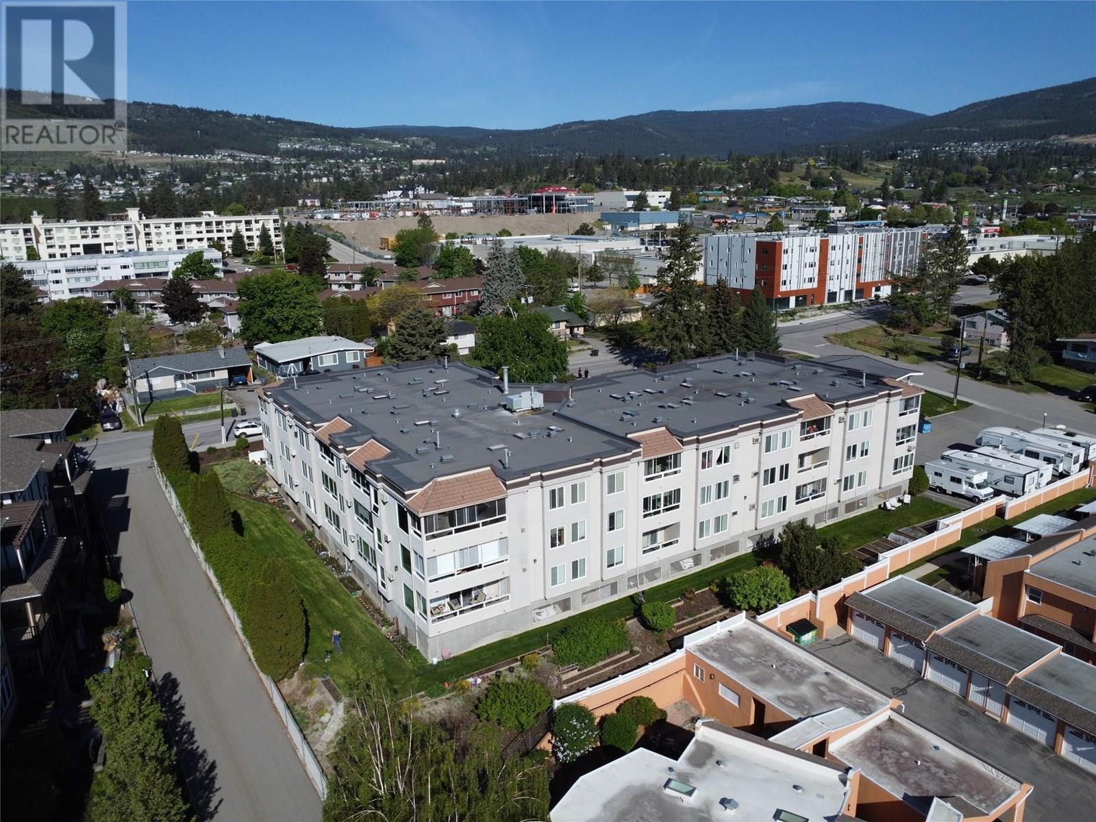 205 3815 Brown Road, West Kelowna