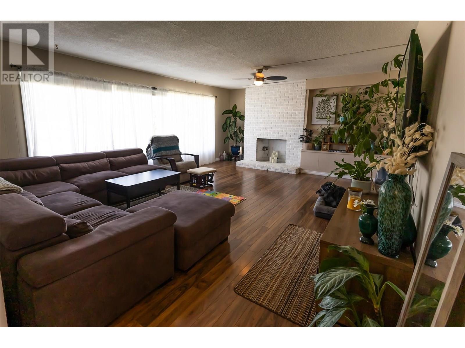 1325 115 Avenue, Dawson Creek