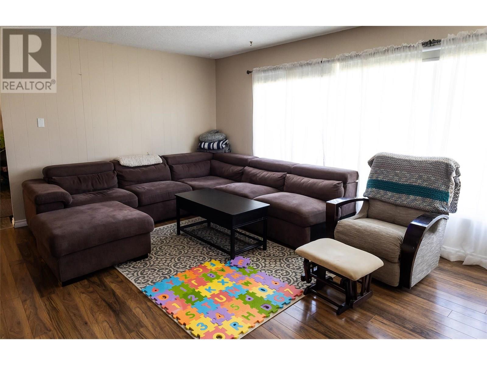 1325 115 Avenue, Dawson Creek