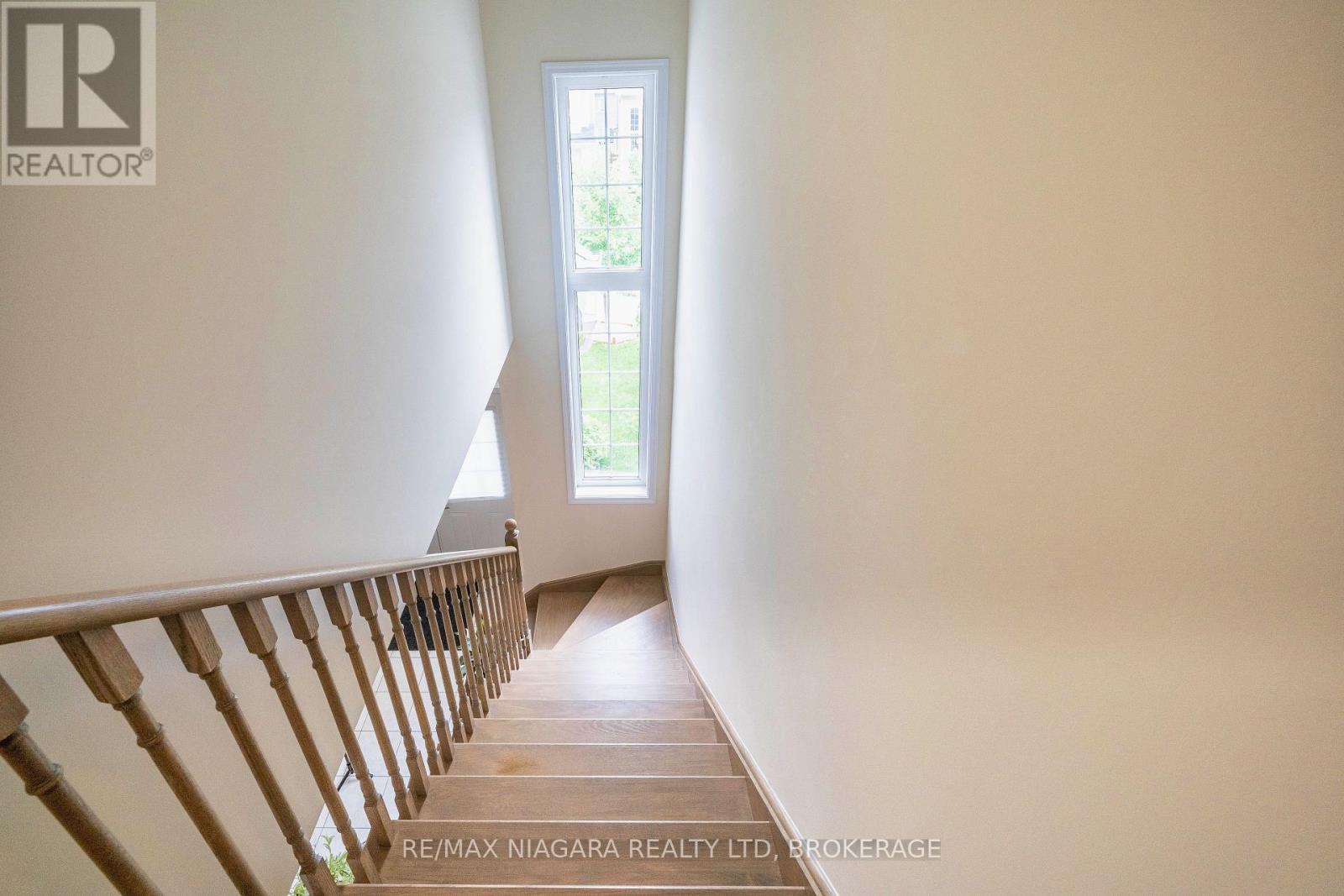Photo 31 of 5 Steven Drive, Thorold ON