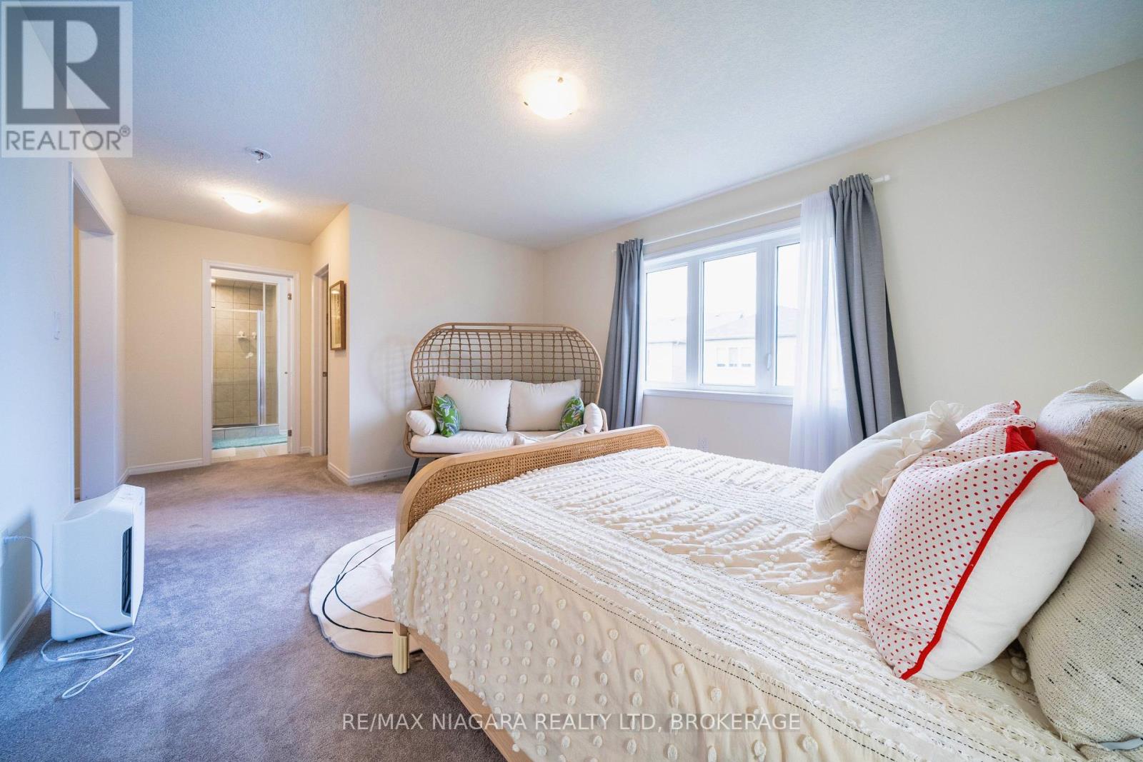 Photo 44 of 5 Steven Drive, Thorold ON