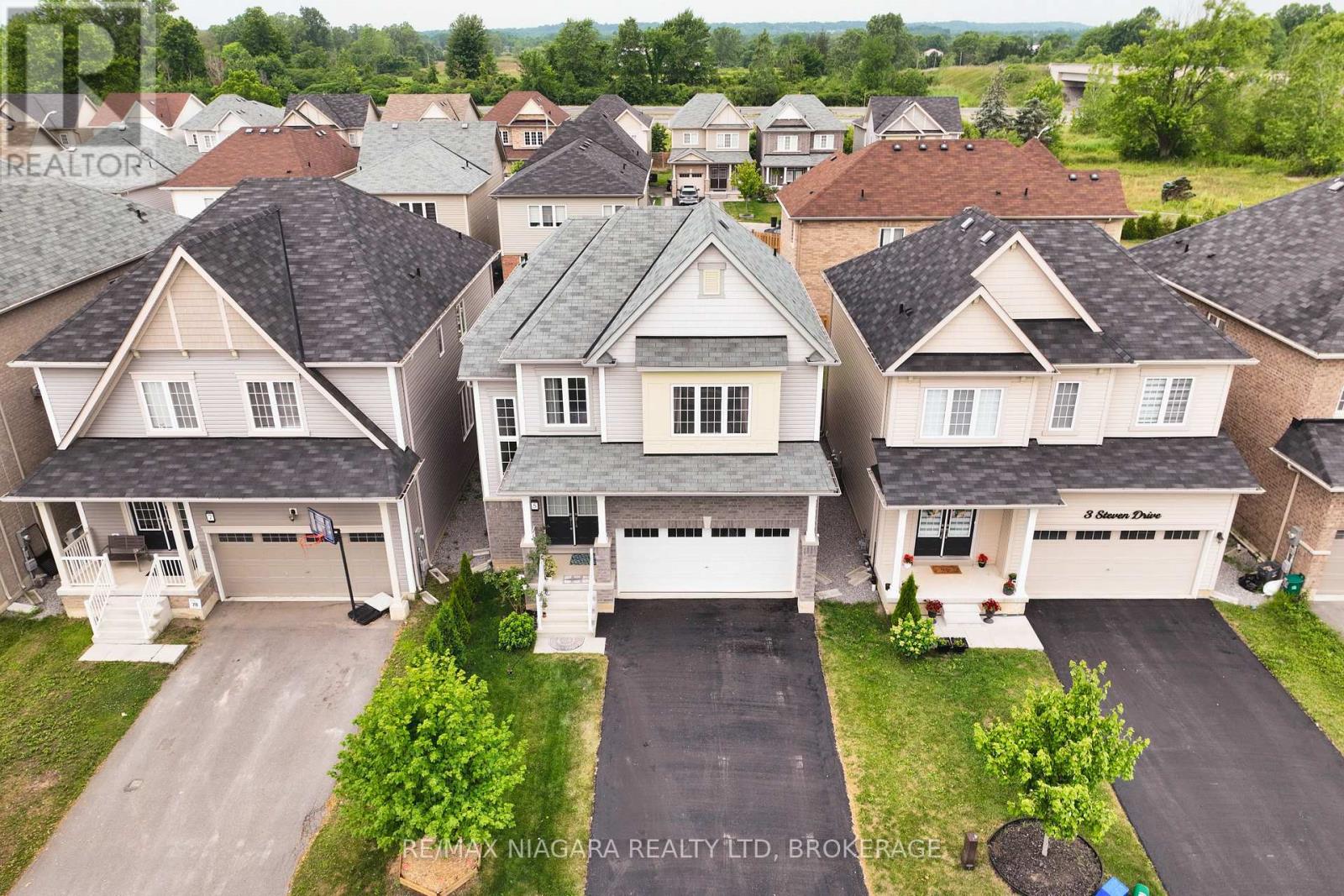 Photo 34 of 5 Steven Drive, Thorold ON
