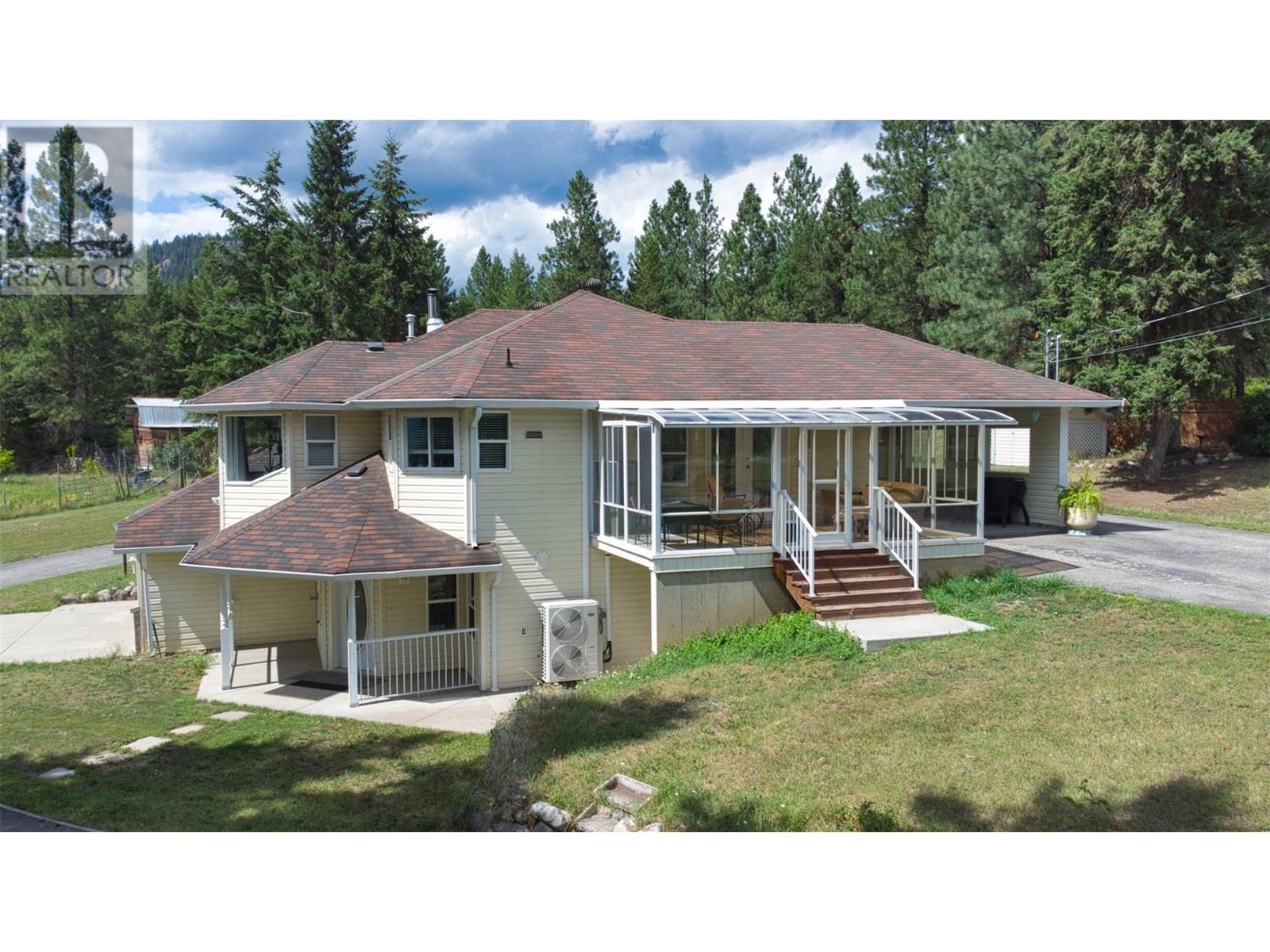 90 McInnes Road, Lumby