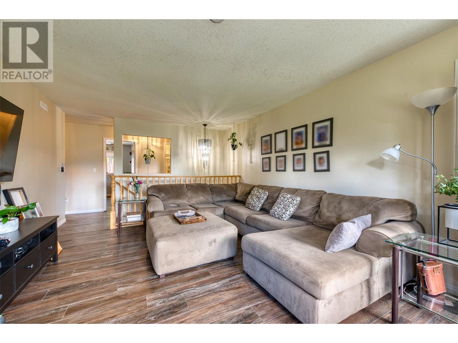 90 McInnes Road, Lumby