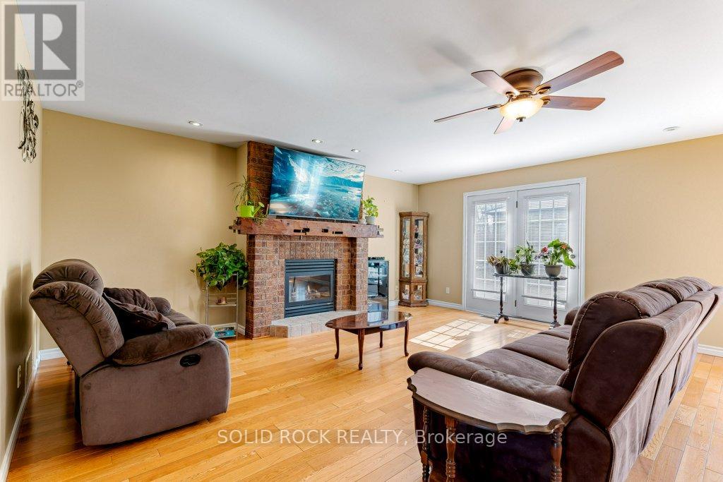 Photo 11 of 9 Grove Street, South Dundas ON