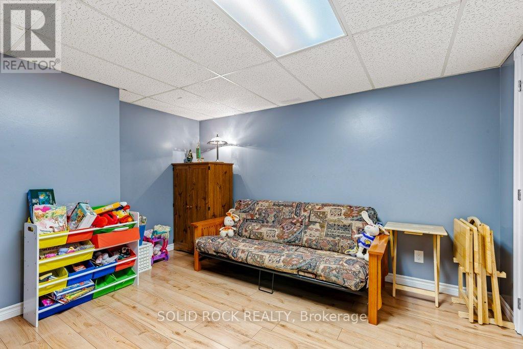 Photo 32 of 9 Grove Street, South Dundas ON