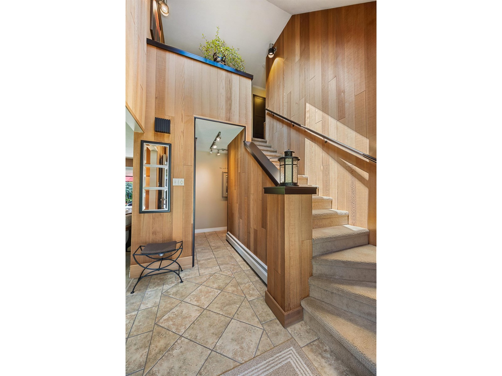 Photo 10 of 3279 Chestnut Street, Abbotsford BC