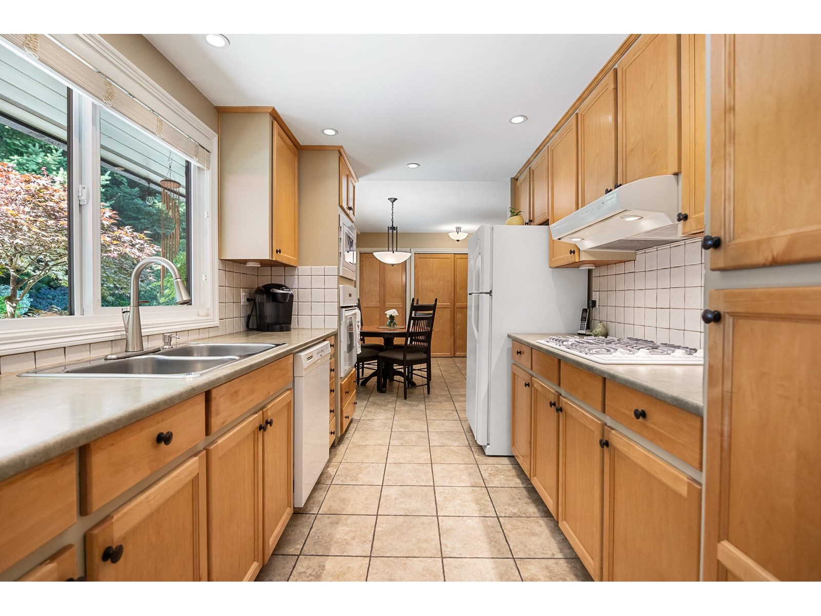 Photo 5 of 3279 Chestnut Street, Abbotsford BC