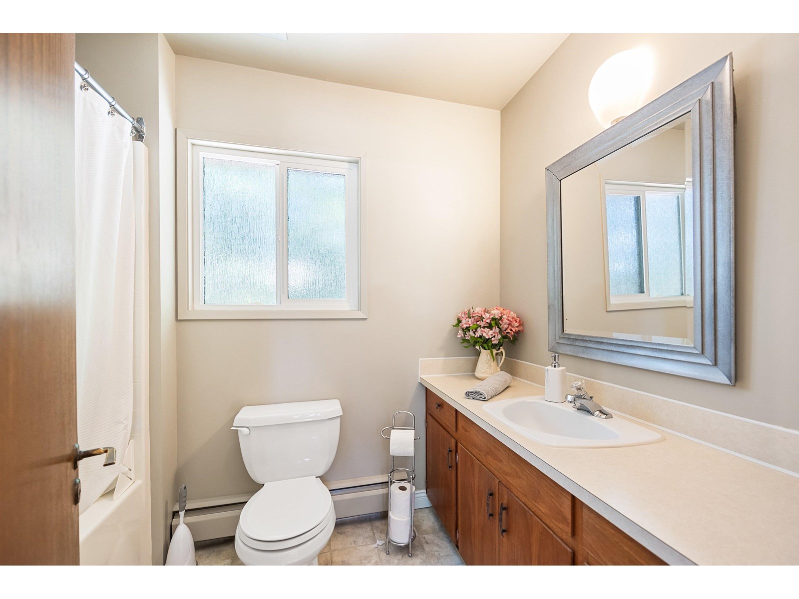 Photo 11 of 3279 Chestnut Street, Abbotsford BC