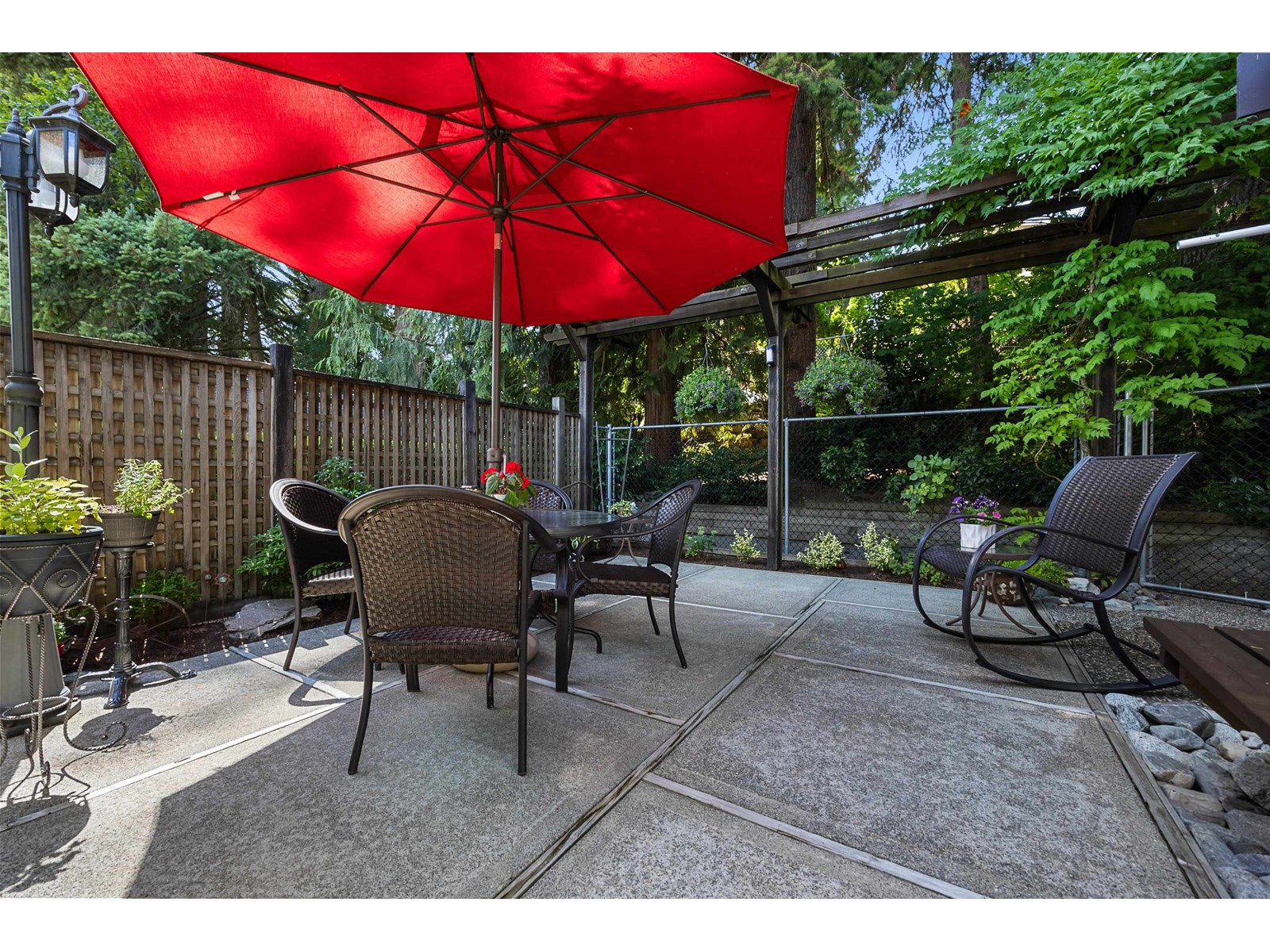 Photo 8 of 3279 Chestnut Street, Abbotsford BC