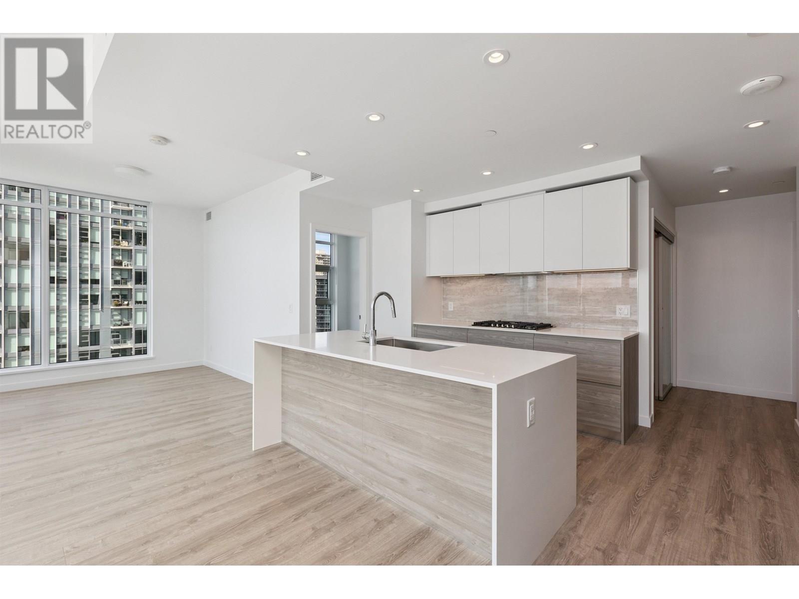 1307 660 QUAYSIDE DRIVE, New Westminster
