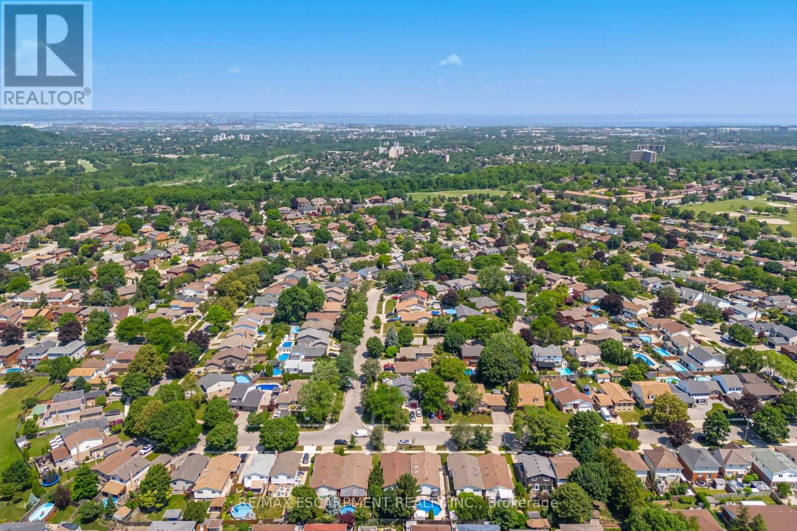 Photo 48 of 178 Athenia Drive, Hamilton ON