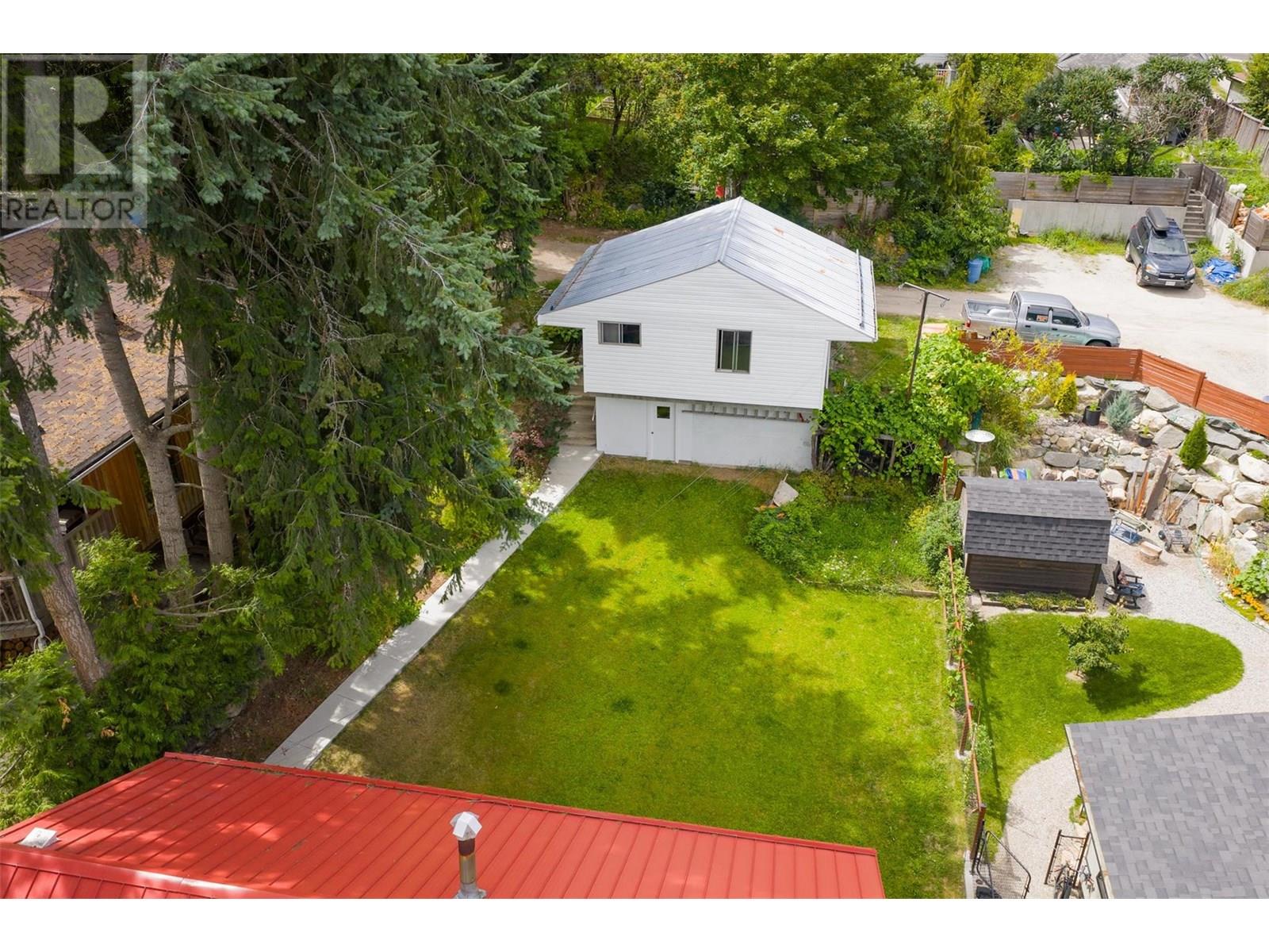 Photo 44 of 1518 Slocan Street, Nelson BC