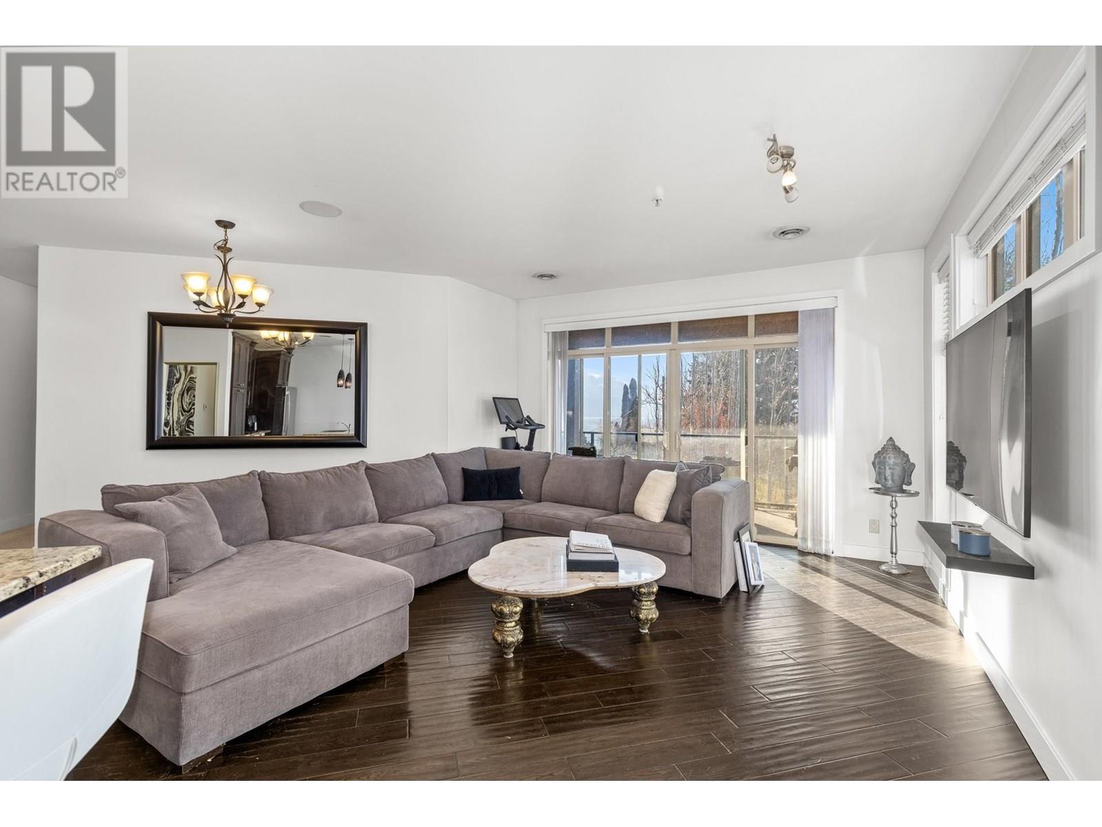 2204 4042 Pritchard Drive North, West Kelowna