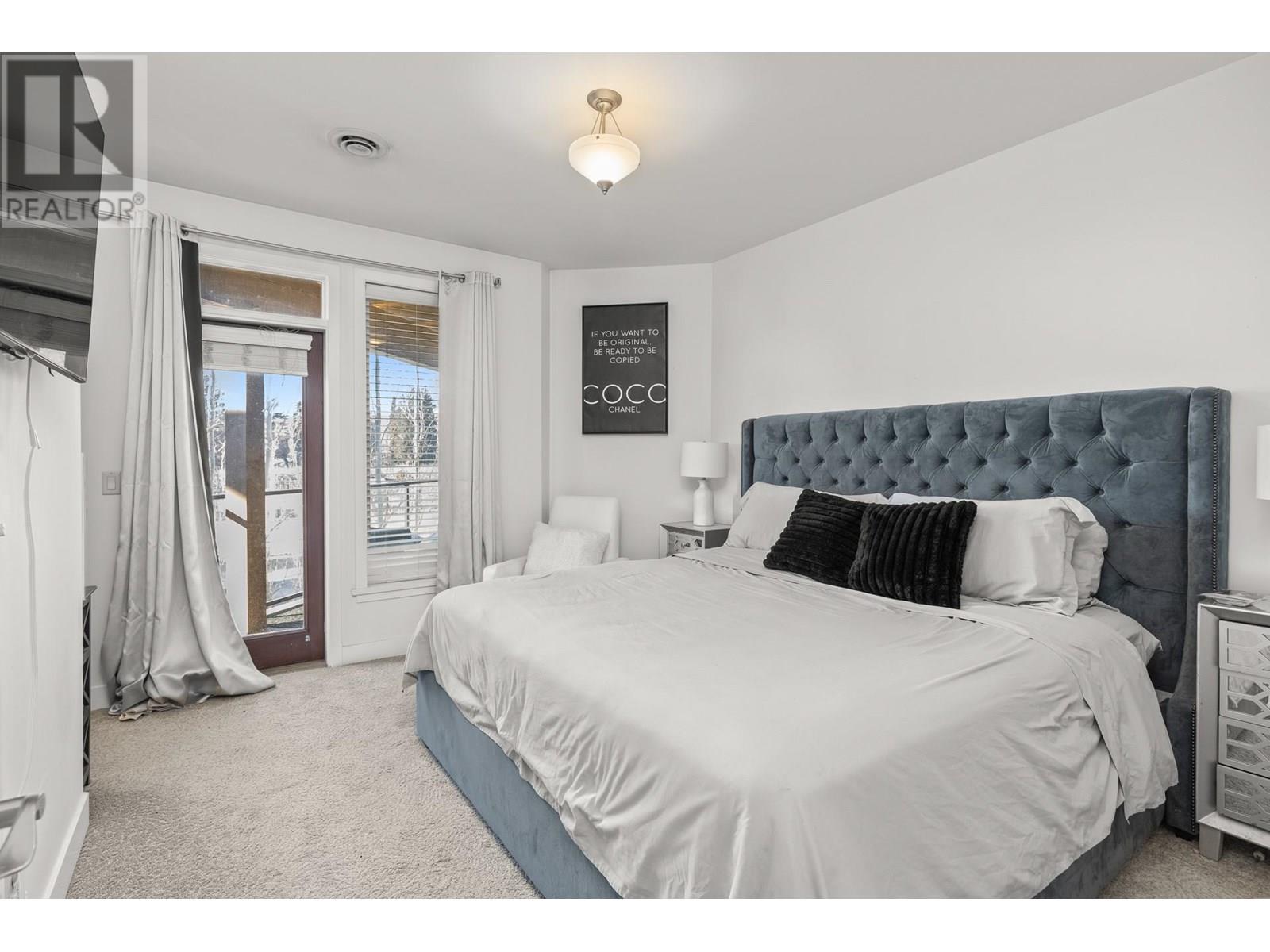 2204 4042 Pritchard Drive North, West Kelowna