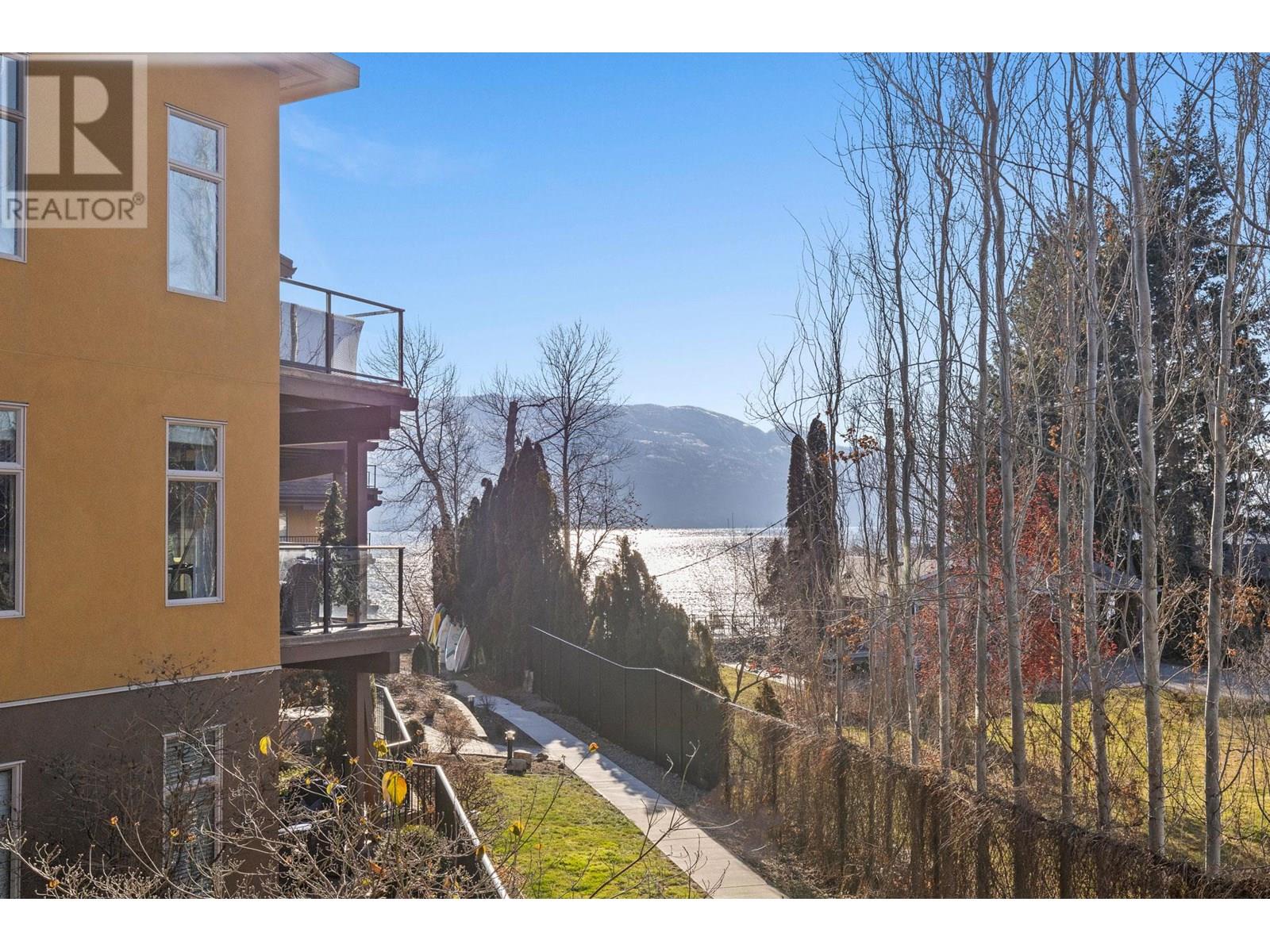 2204 4042 Pritchard Drive North, West Kelowna