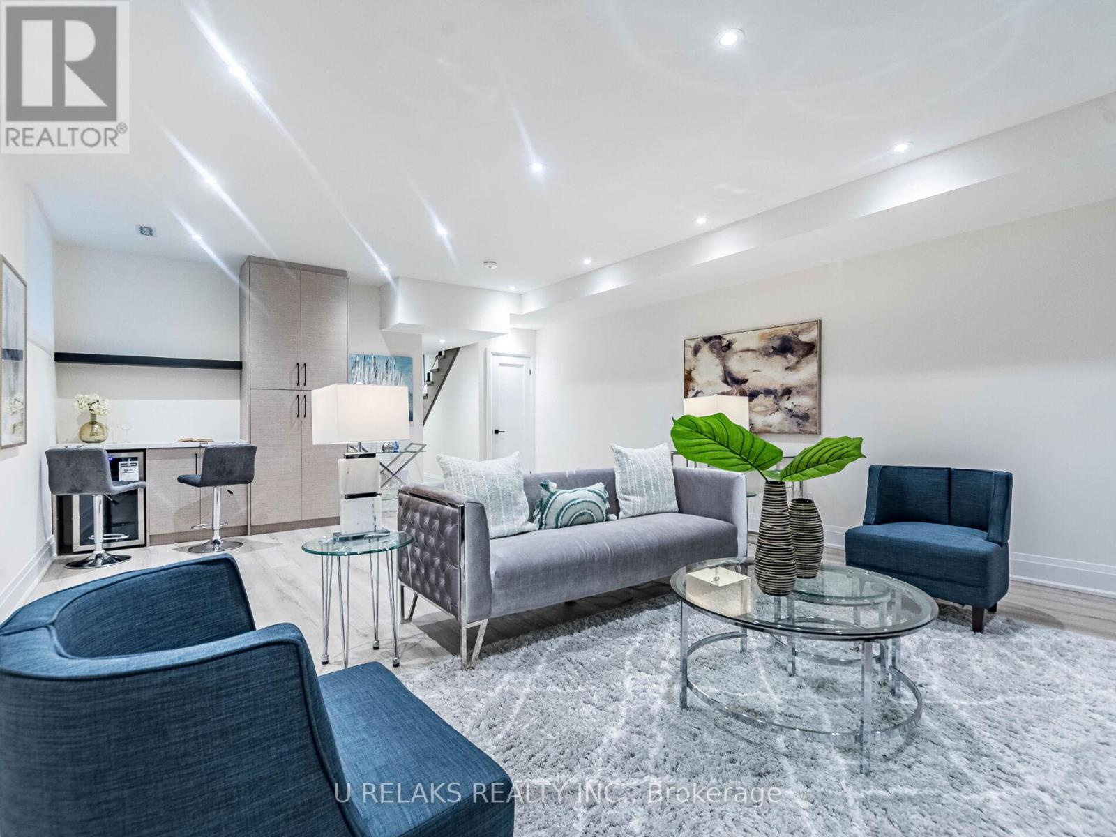 Photo 19 of 23 A Maple Avenue N, Mississauga ON