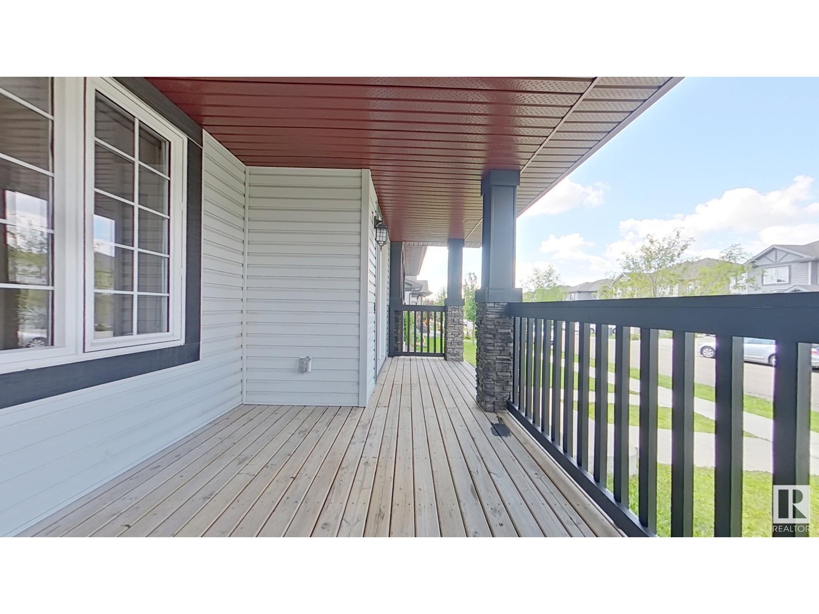 Photo 27 of 2913 15 St Nw, Edmonton AB