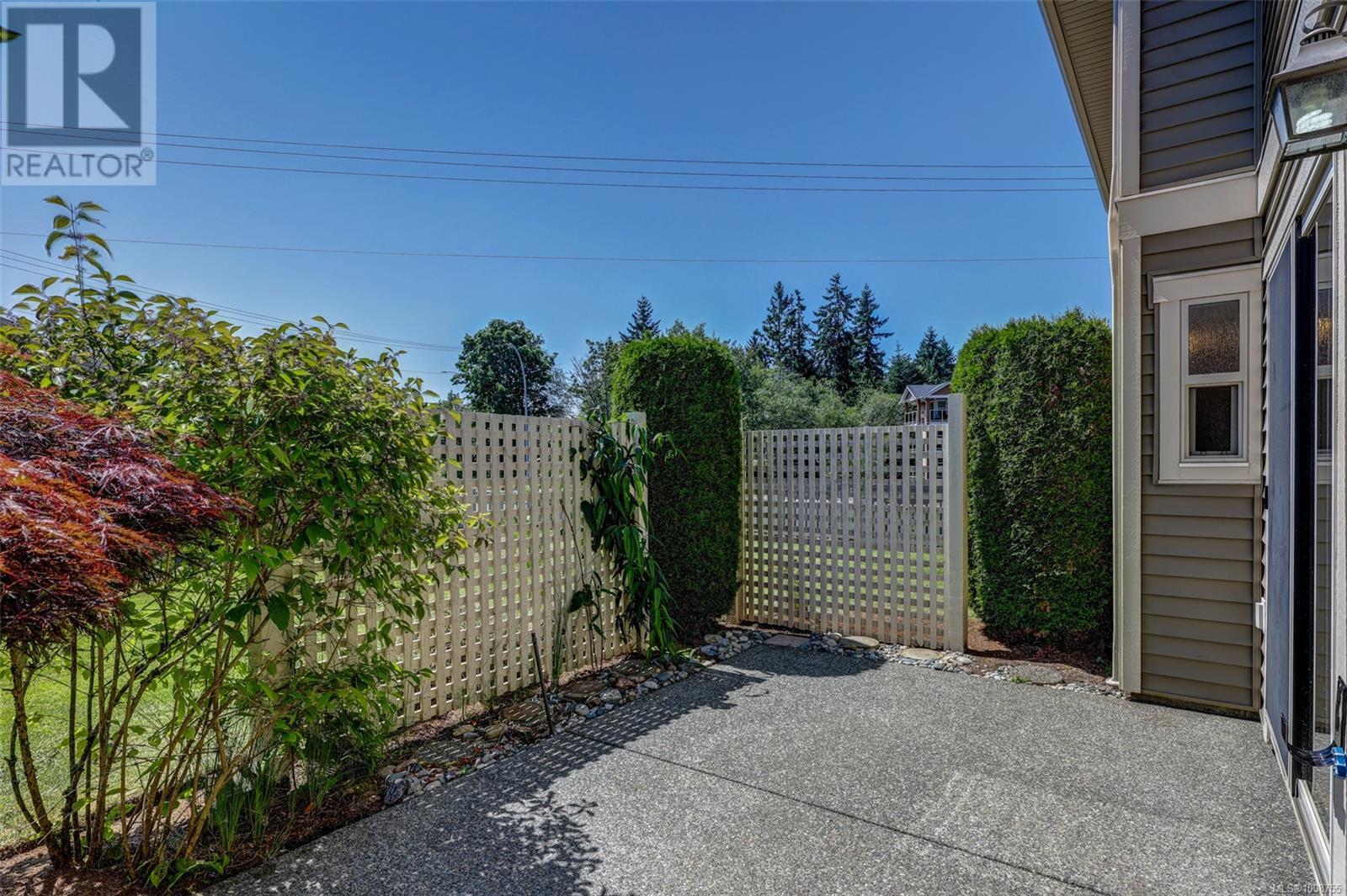 Photo 12 of 101 5945 Kaden Pl, Nanaimo BC