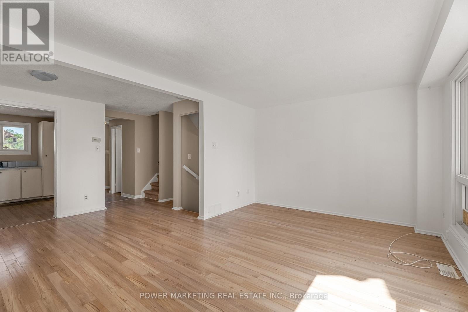Photo 13 of 1280 Bethamy Lane, Ottawa ON