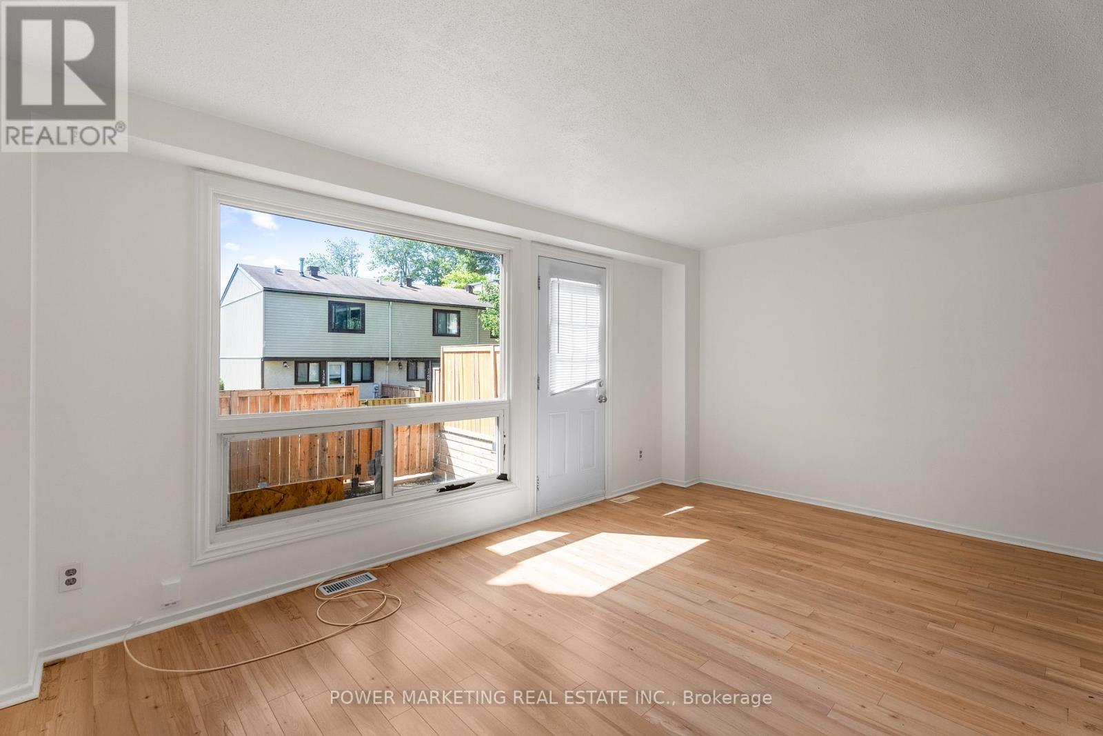 Photo 15 of 1280 Bethamy Lane, Ottawa ON