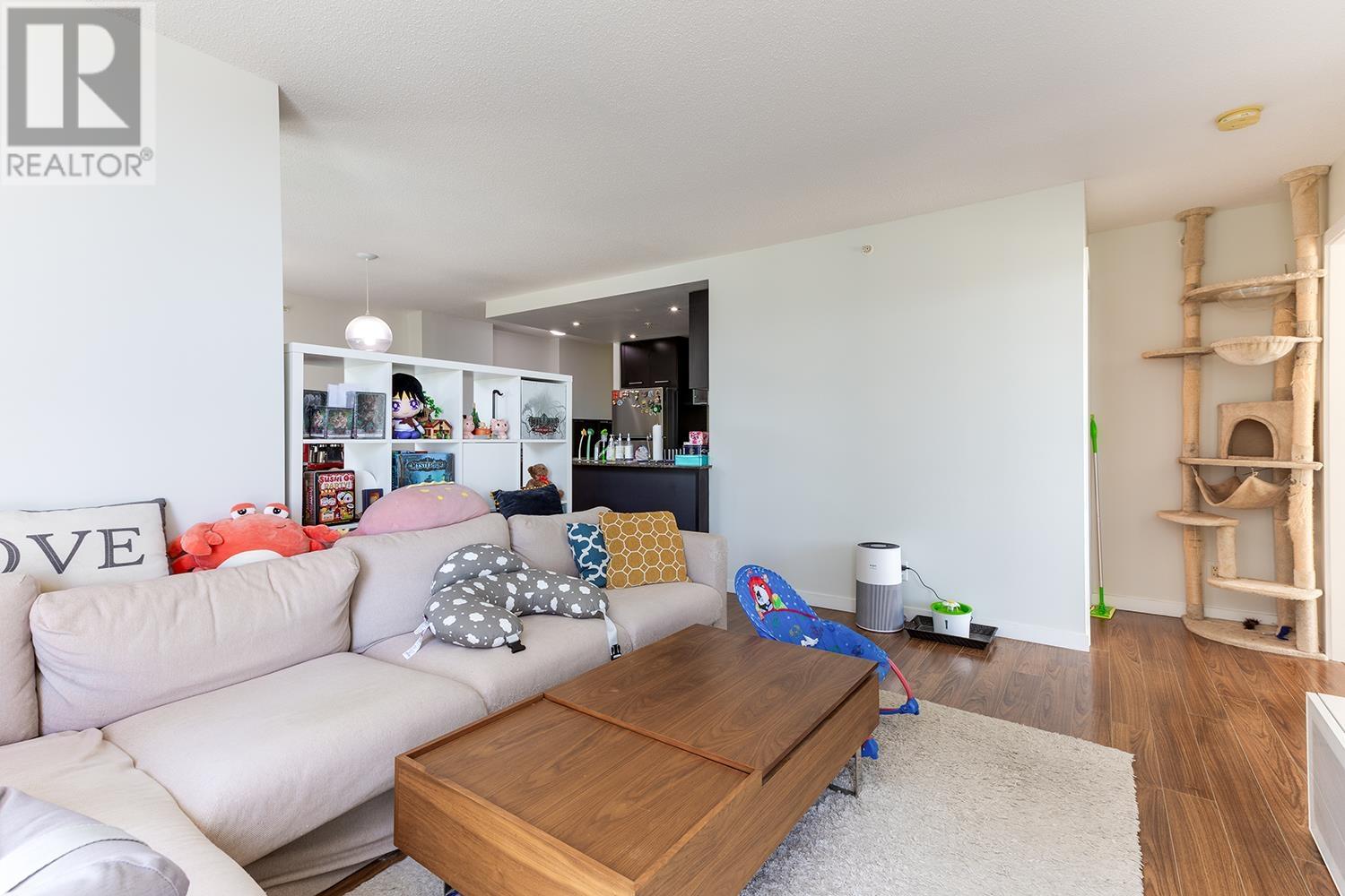 Photo 6 of 904 3111 Corvette Way, Richmond BC