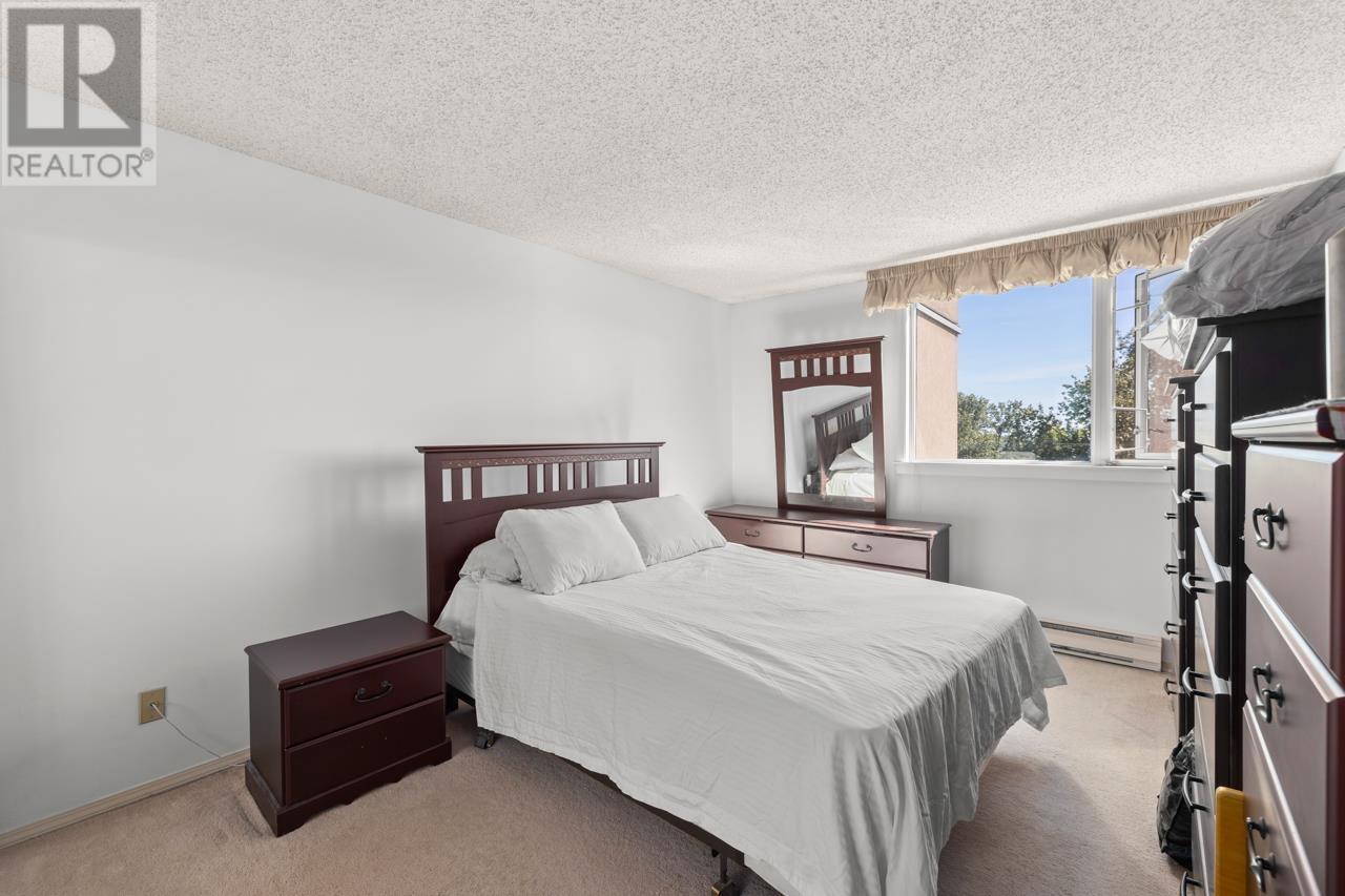 Photo 20 of 904 7321 Halifax Street, Burnaby BC