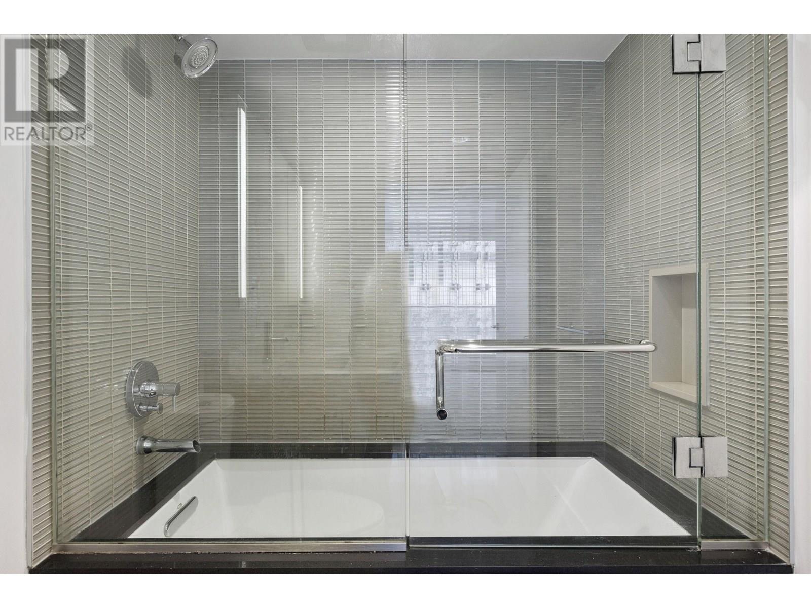Photo 11 of 801 777 Richards Street, Vancouver BC