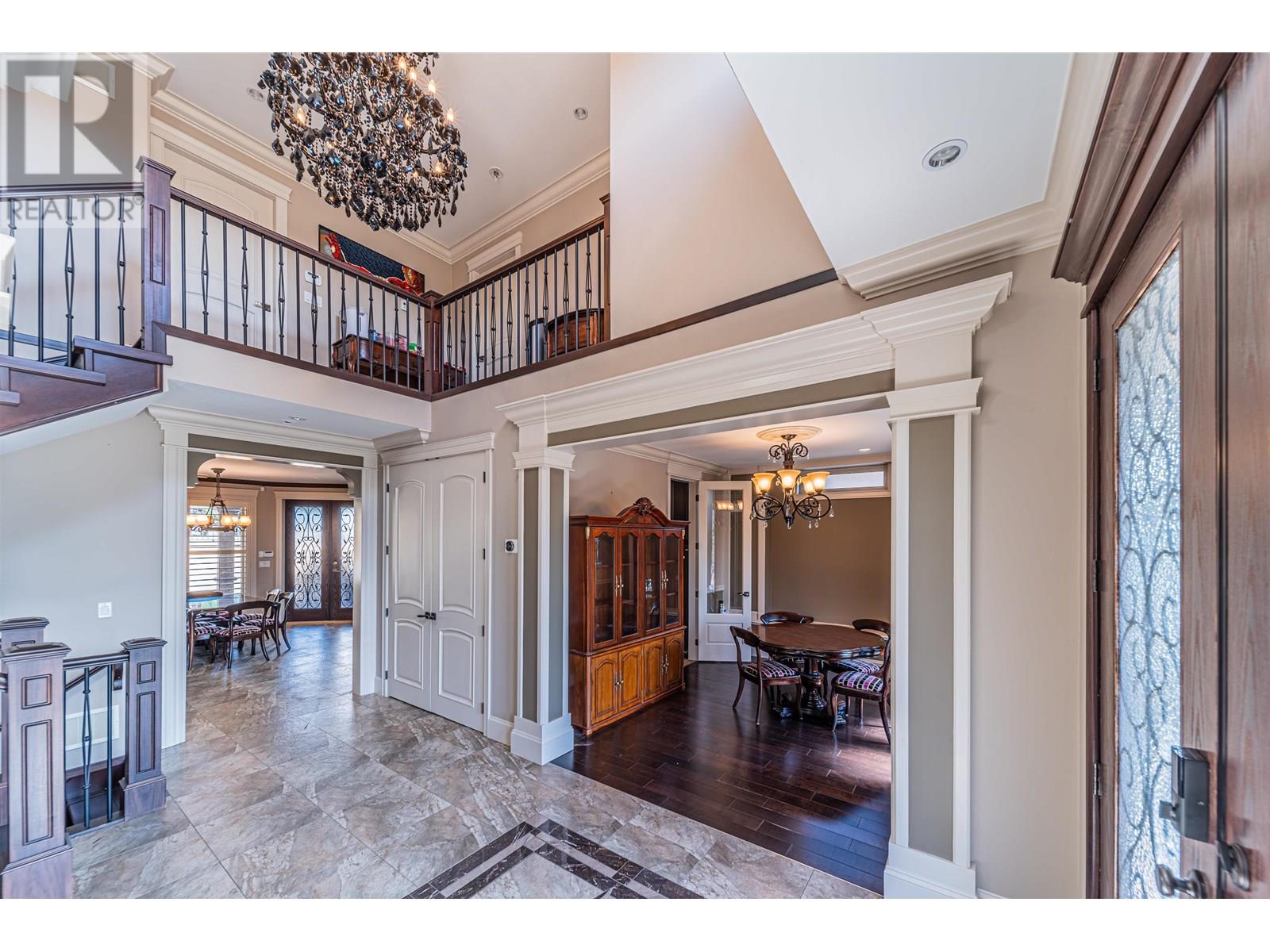 Photo 6 of 4628 Westlawn Drive, Burnaby BC