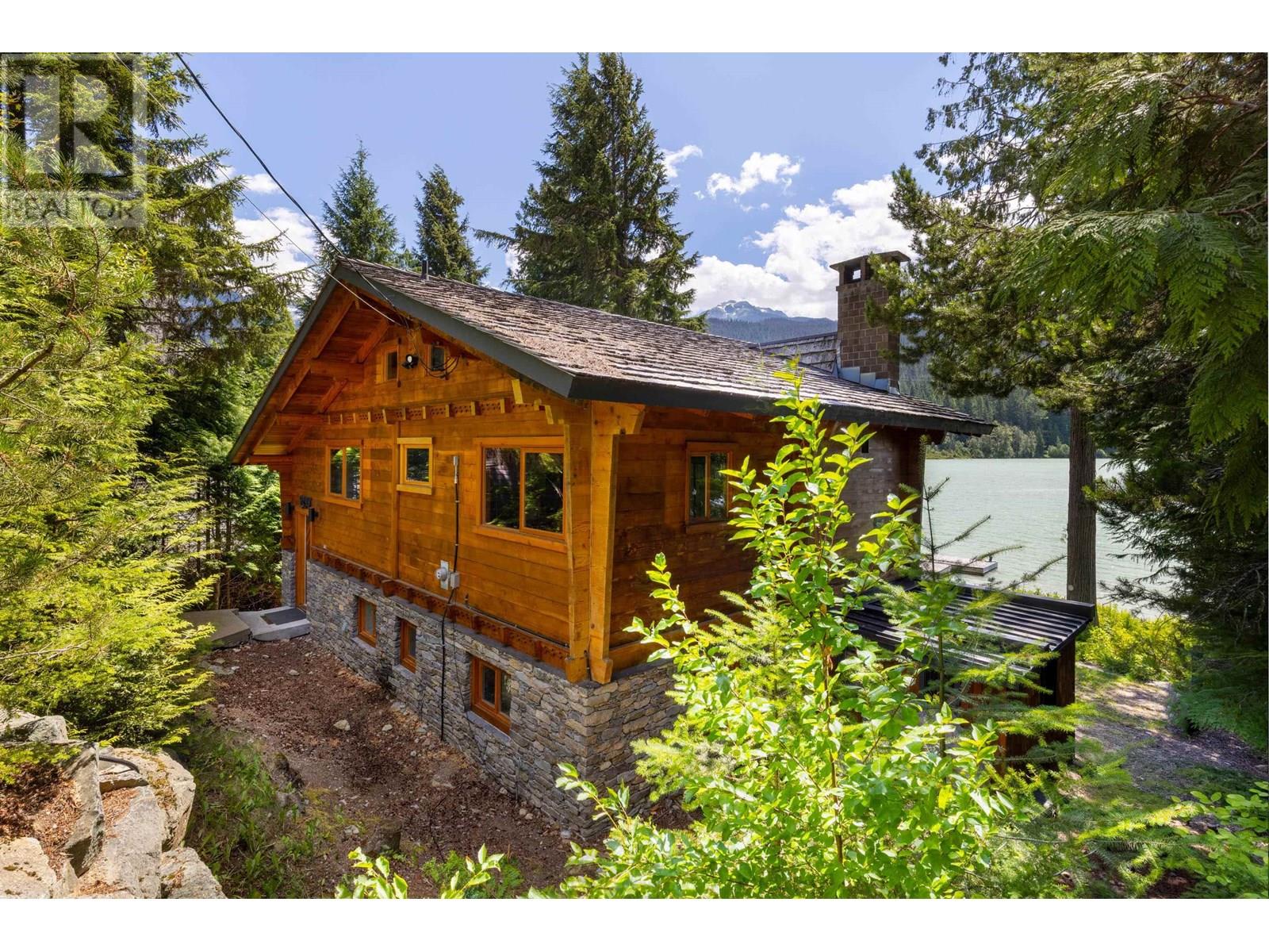9249 LAKESHORE DRIVE, Whistler