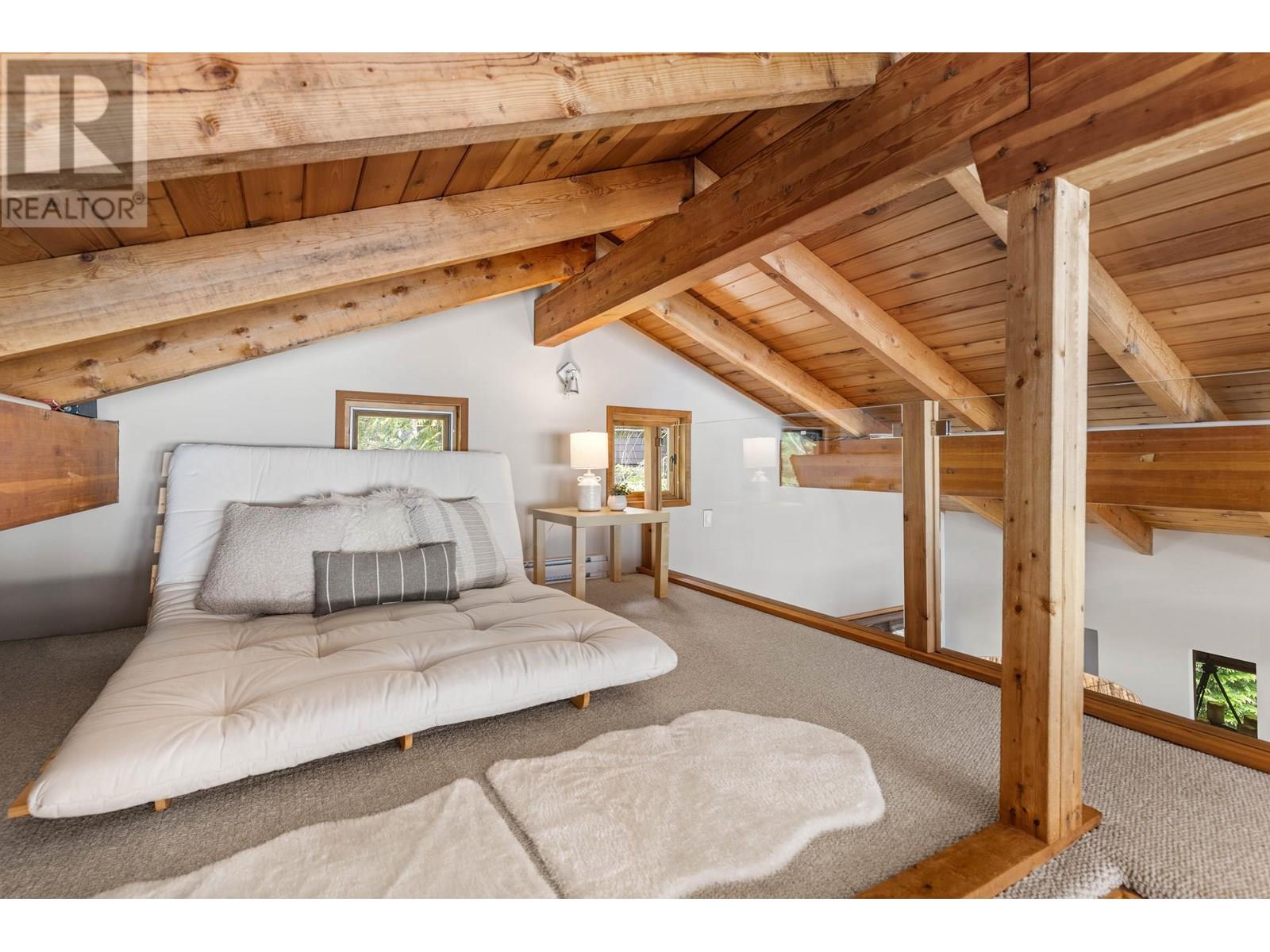 9249 LAKESHORE DRIVE, Whistler