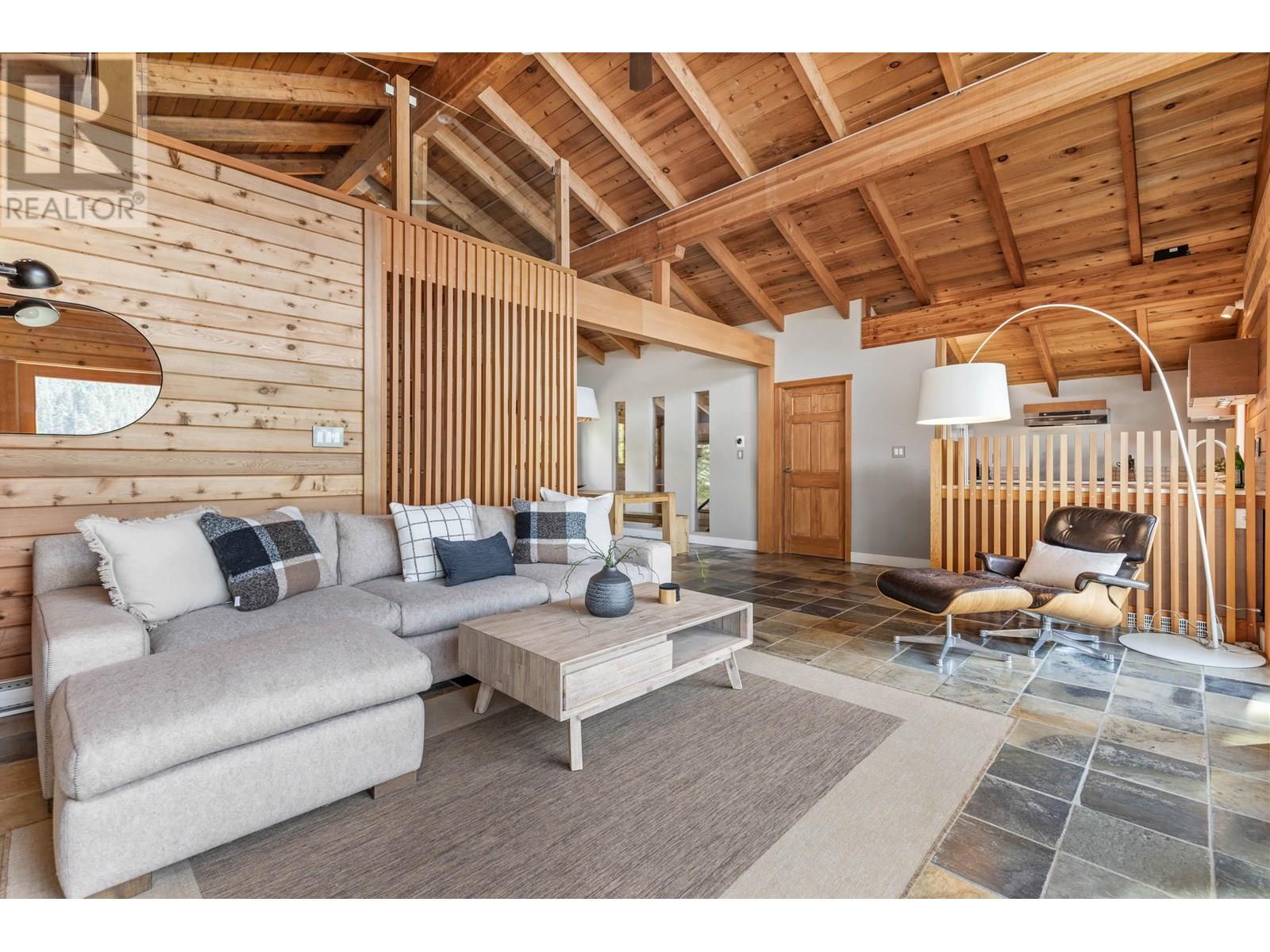 9249 LAKESHORE DRIVE, Whistler